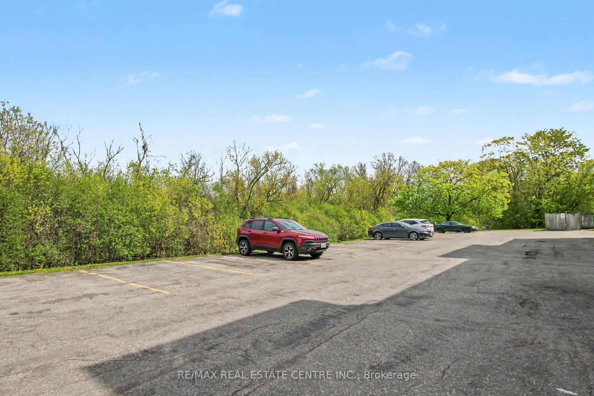 Photo 22 of Unit 105, 4 Avalon Place, Kitchener — HOMEH