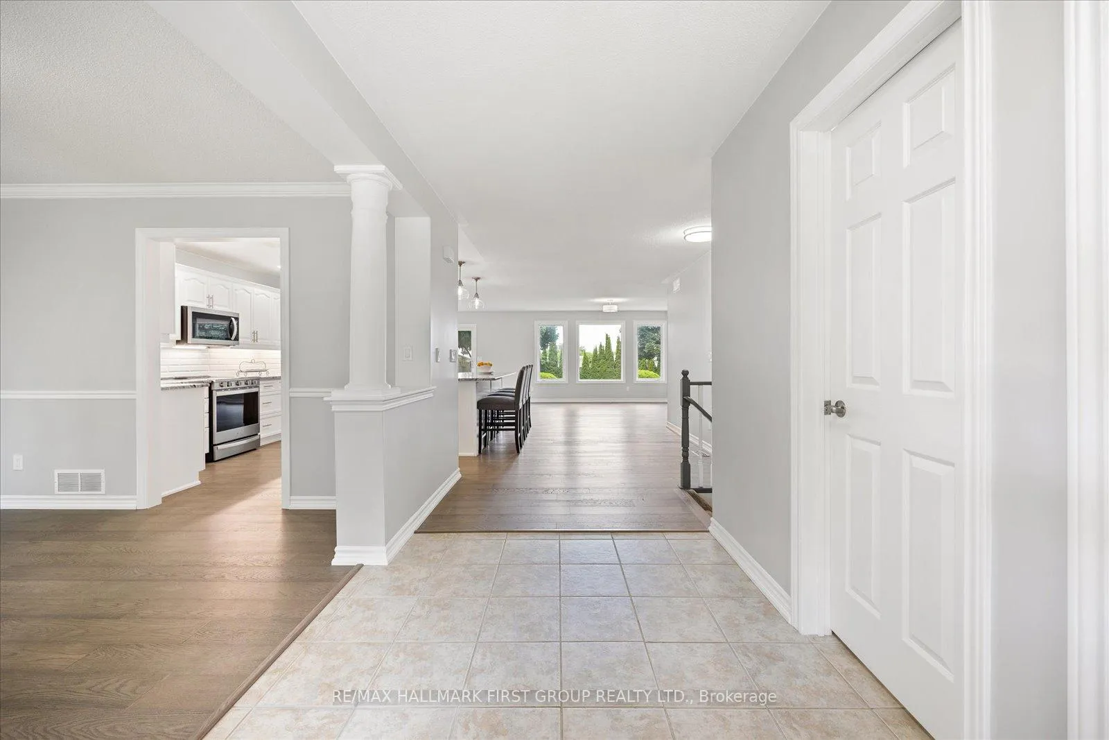 Photo 4 of 1015 Otto Drive, Cobourg — HOMEH