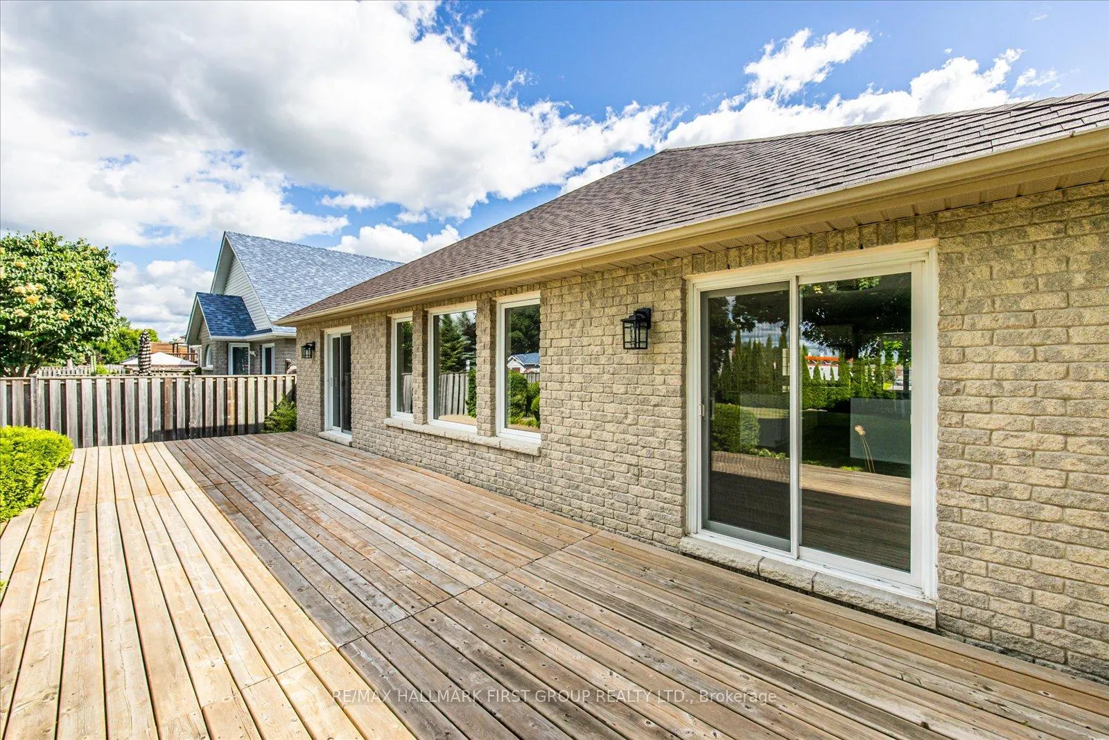 Photo 36 of 1015 Otto Drive, Cobourg — HOMEH