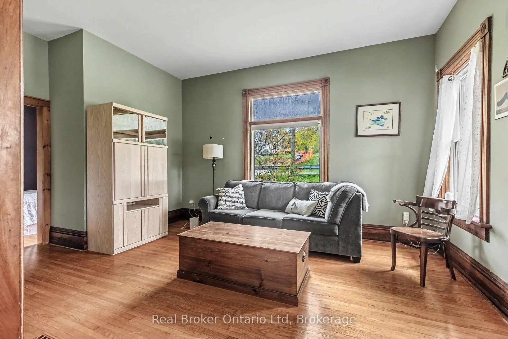 Photo 9 of 846 7th Avenue E, Owen Sound — HOMEH