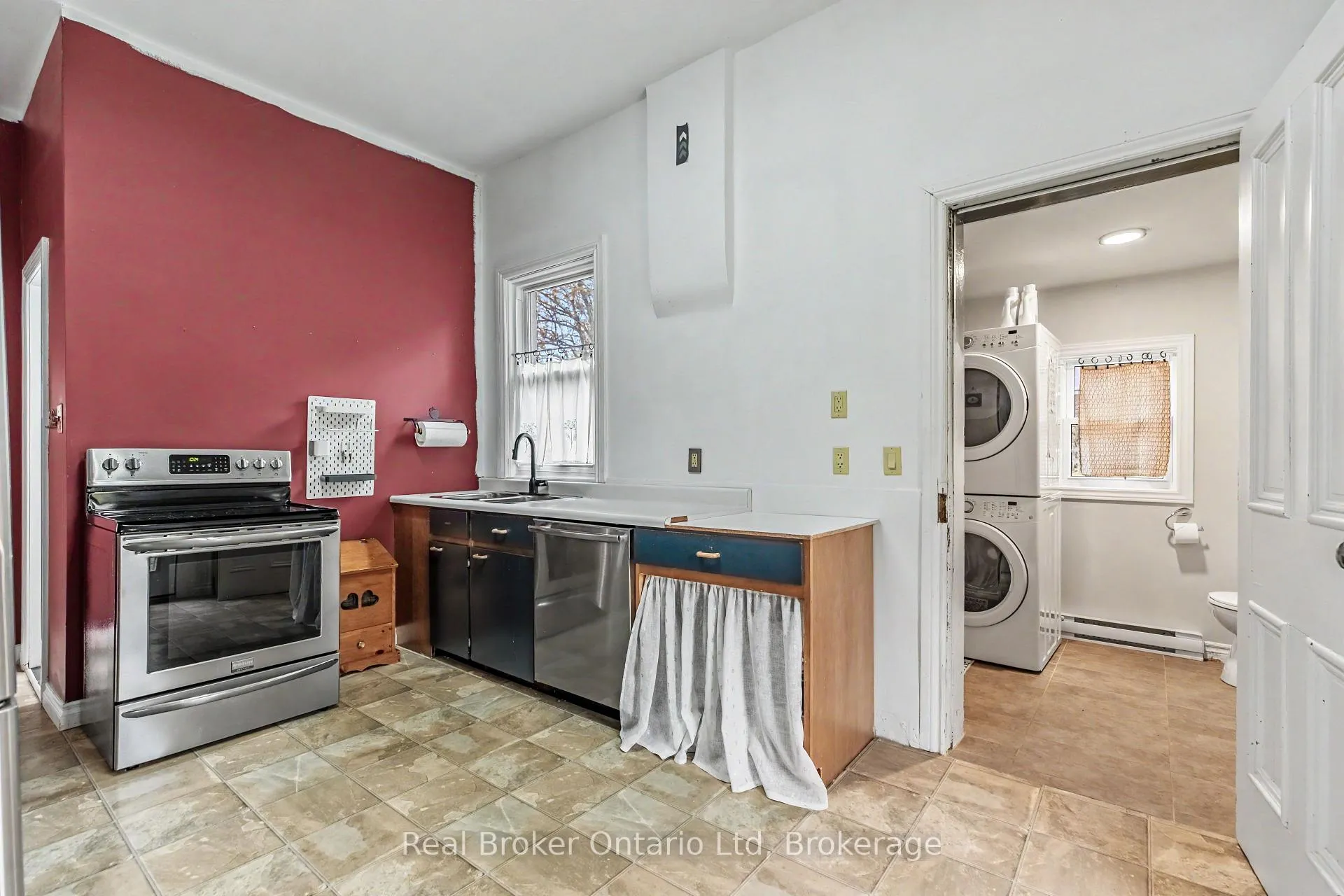 Photo 28 of 846 7th Avenue E, Owen Sound — HOMEH