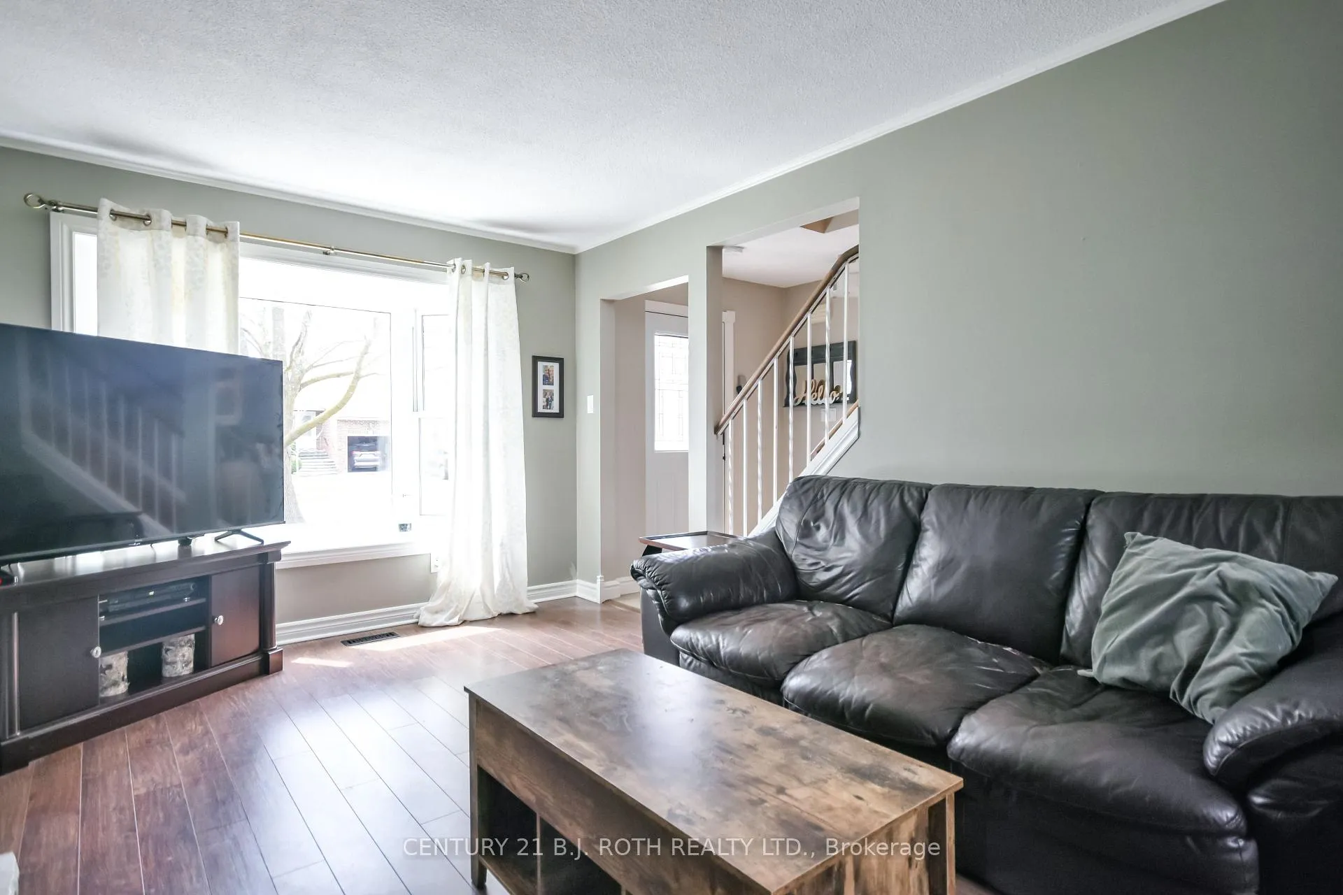 Photo 8 of 11 Pepler Place, Barrie, Sunnidale — HOMEH