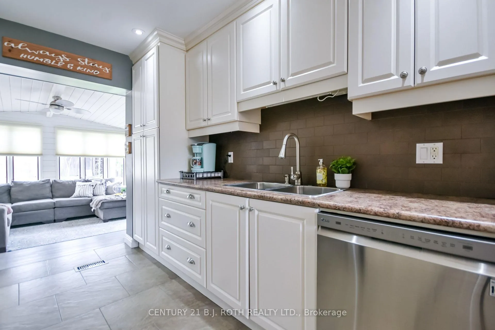 Photo 11 of 11 Pepler Place, Barrie, Sunnidale — HOMEH