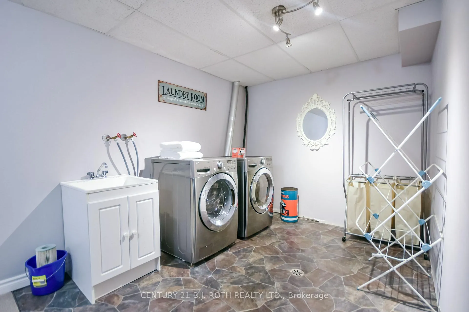 Photo 25 of 11 Pepler Place, Barrie, Sunnidale — HOMEH