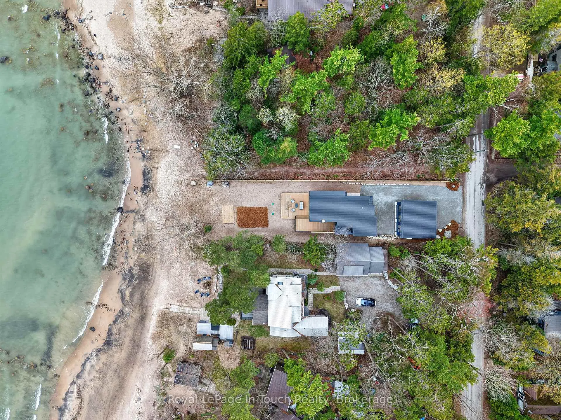 Photo 47 of 160 Tiny Beaches Road N, Tiny, Rural Tiny — HOMEH