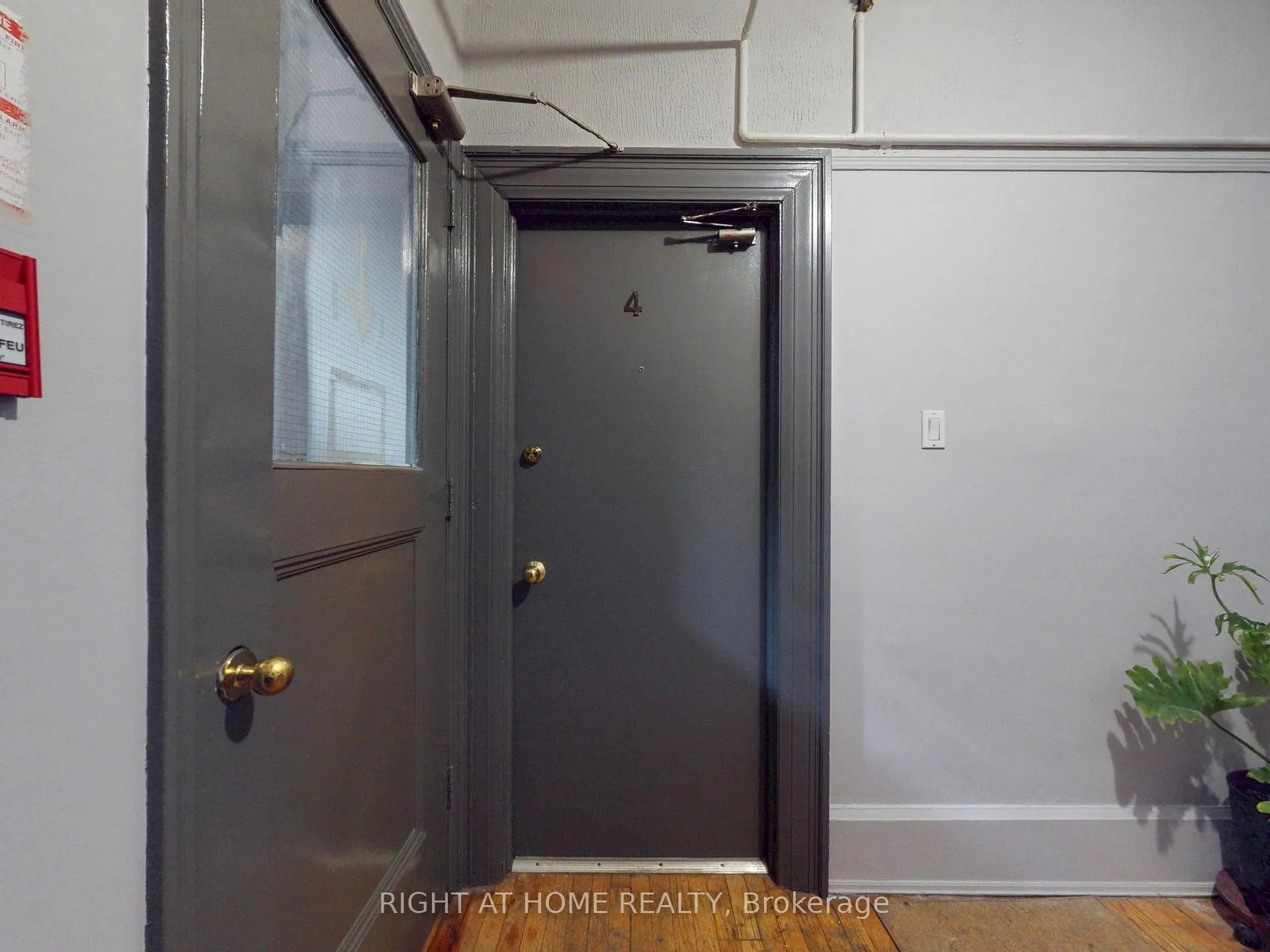 Photo 5 of 32 High Park Boulevard, Toronto, High Park-Swansea — HOMEH