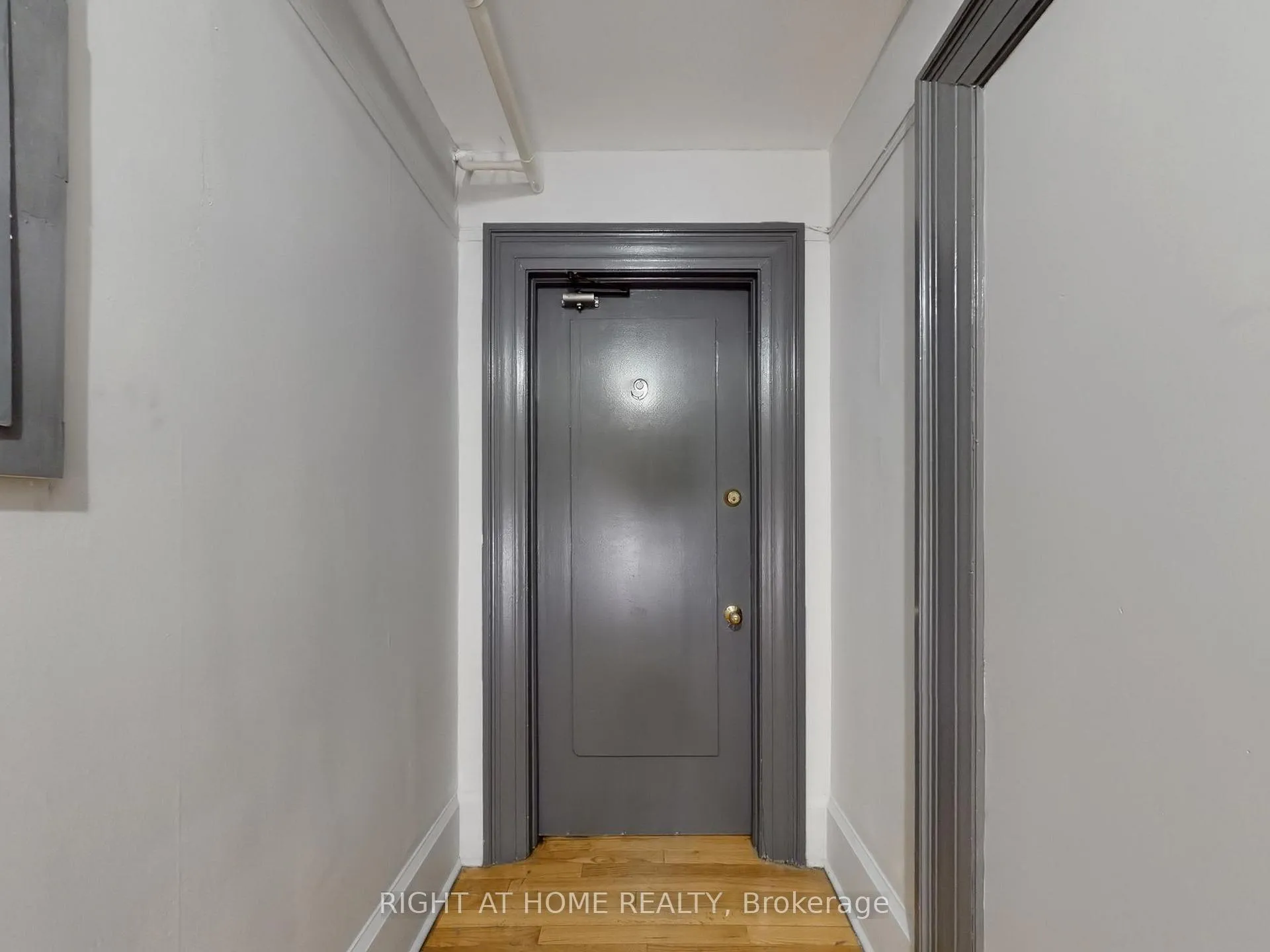 Photo 9 of 32 High Park Boulevard, Toronto, High Park-Swansea — HOMEH