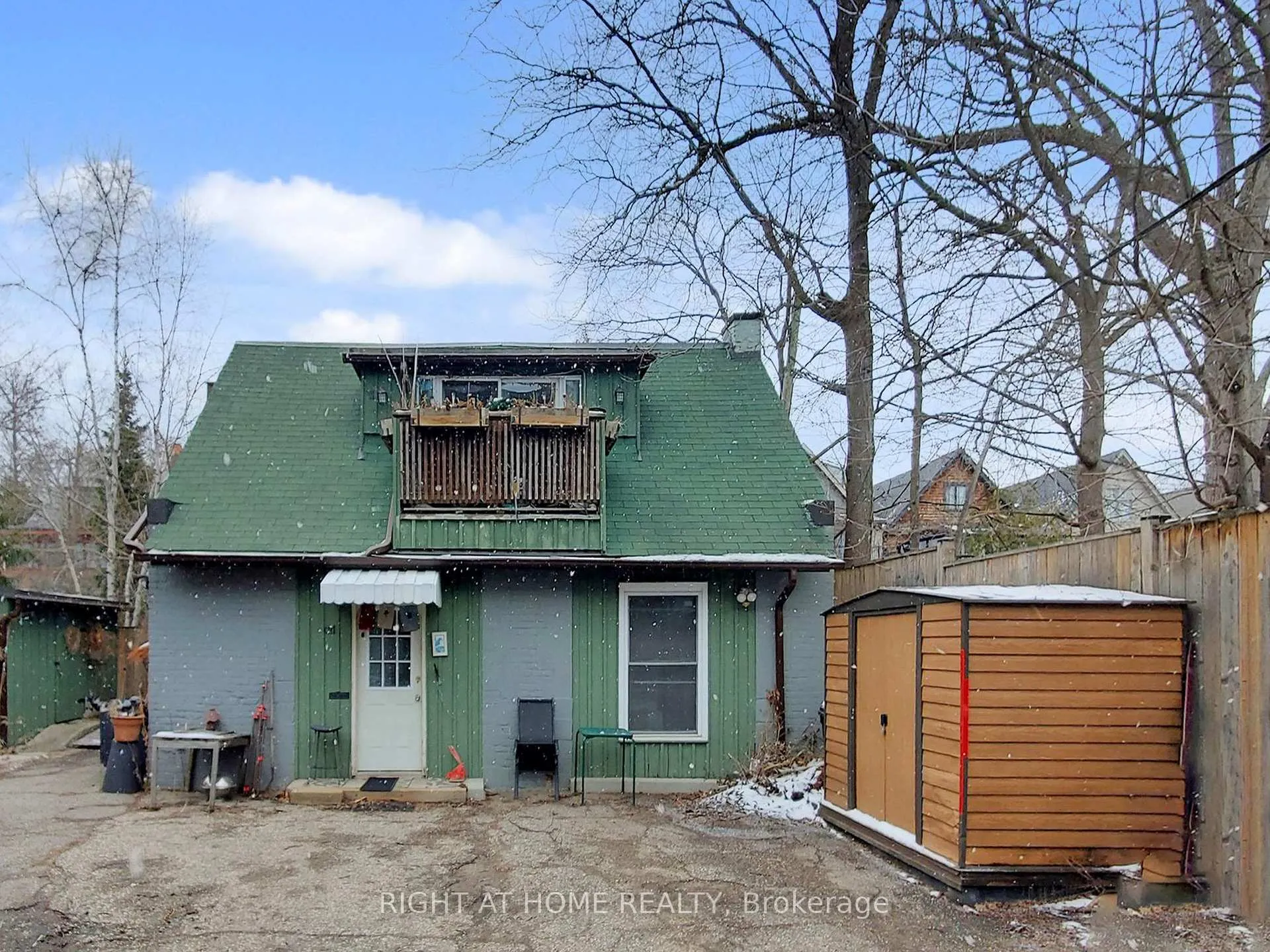 Photo 25 of 32 High Park Boulevard, Toronto, High Park-Swansea — HOMEH