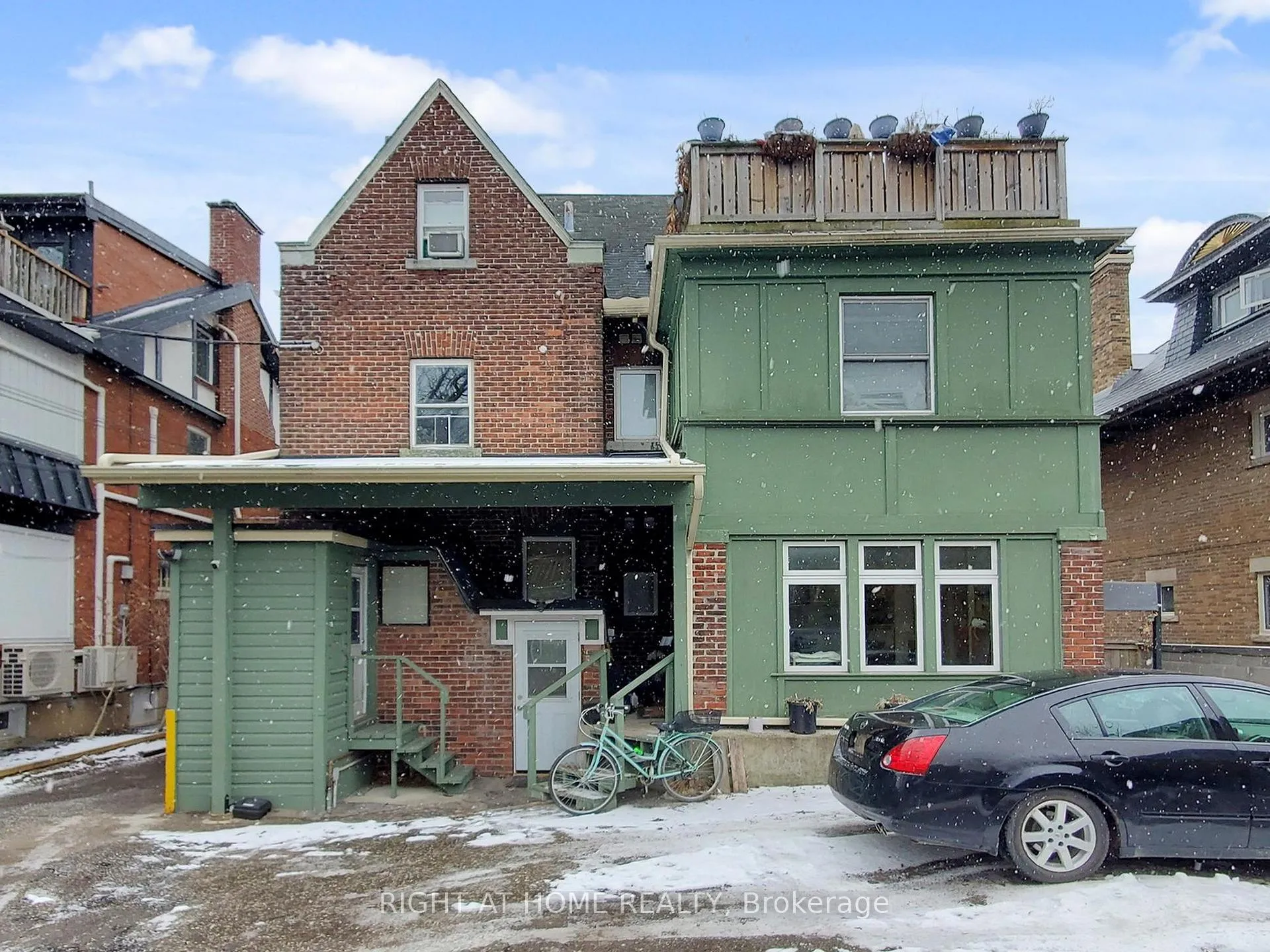 Photo 26 of 32 High Park Boulevard, Toronto, High Park-Swansea — HOMEH