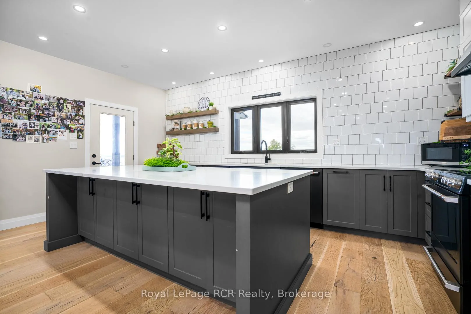 Photo 11 of 45472 Creamery Road, Howick — HOMEH