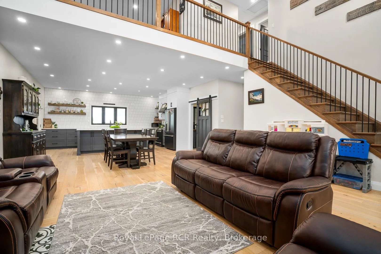 Photo 20 of 45472 Creamery Road, Howick — HOMEH