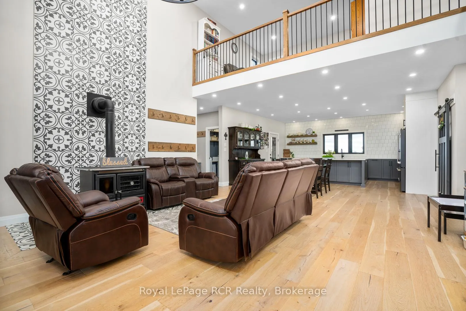 Photo 21 of 45472 Creamery Road, Howick — HOMEH