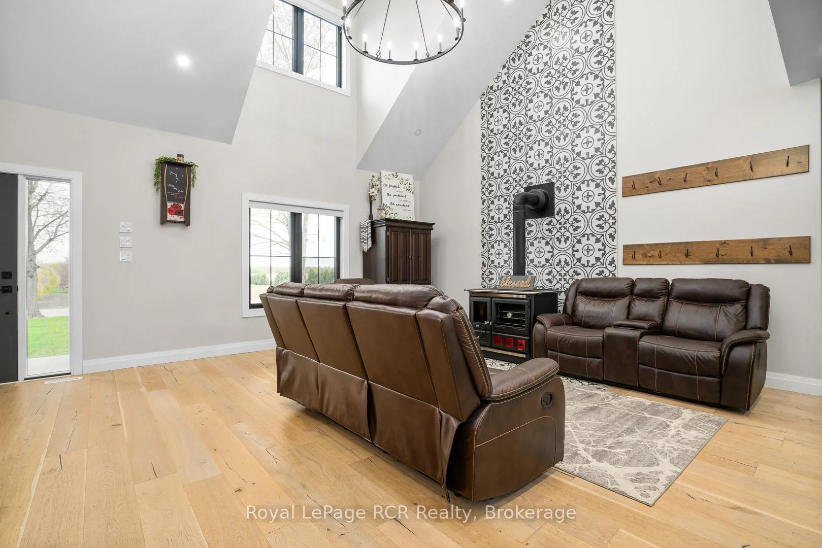Photo 53 of 45472 Creamery Road, Howick — HOMEH
