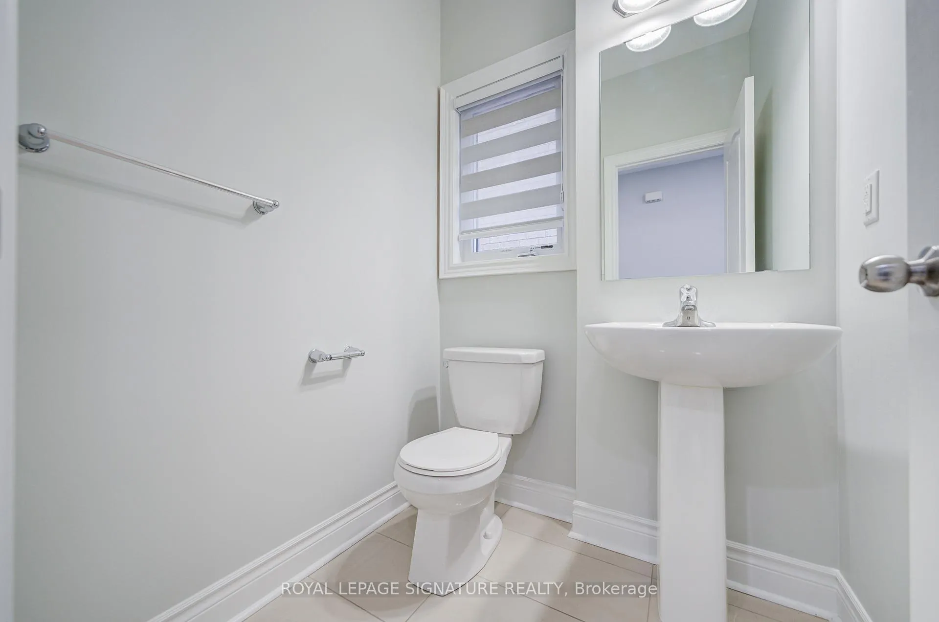 Photo 6 of 38 Elwin Road, Brampton, Credit Valley — HOMEH