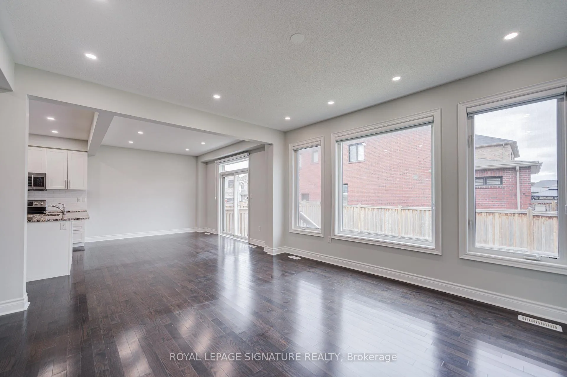 Photo 13 of 38 Elwin Road, Brampton, Credit Valley — HOMEH