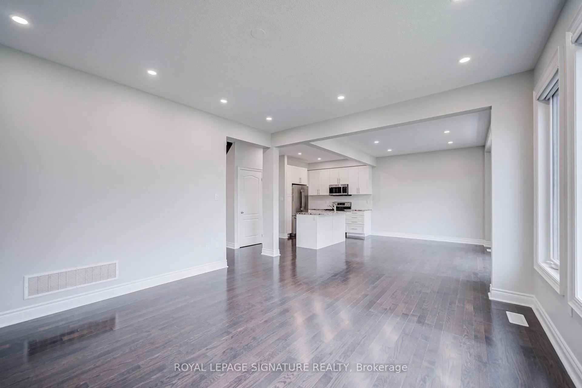 Photo 14 of 38 Elwin Road, Brampton, Credit Valley — HOMEH