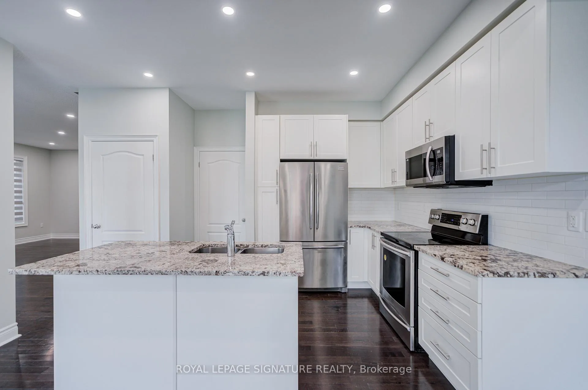 Photo 20 of 38 Elwin Road, Brampton, Credit Valley — HOMEH