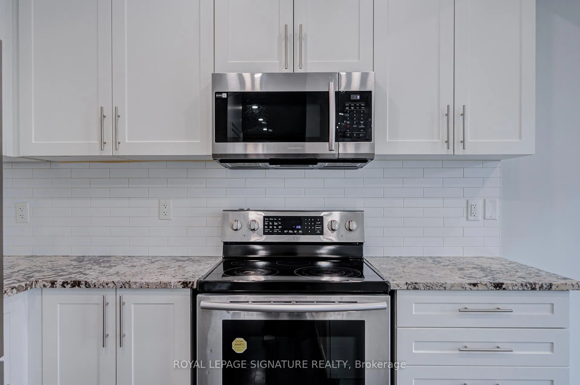 Photo 23 of 38 Elwin Road, Brampton, Credit Valley — HOMEH