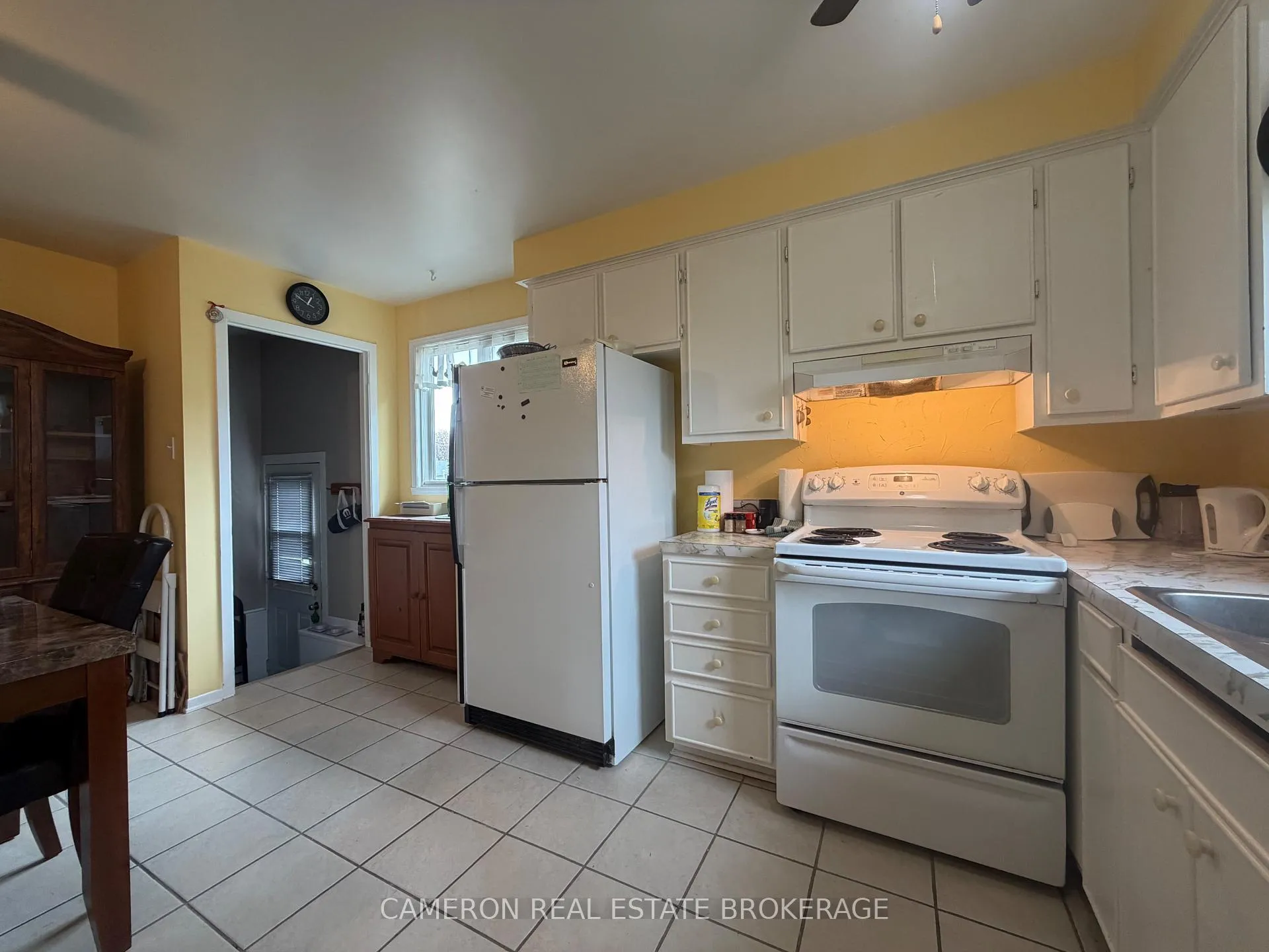 Photo 5 of 1813 Elgin Street, Cornwall — HOMEH