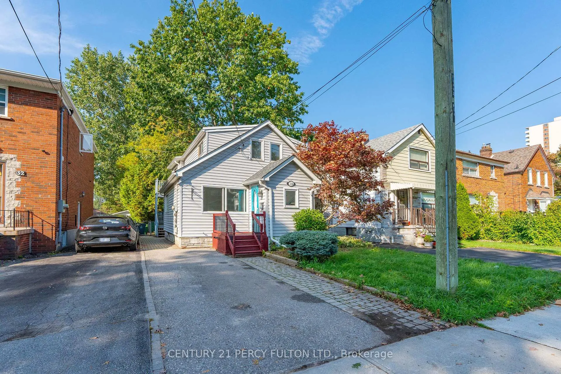 Photo 3 of 34 Mcdonald Avenue, Scarborough, Oakridge — HOMEH