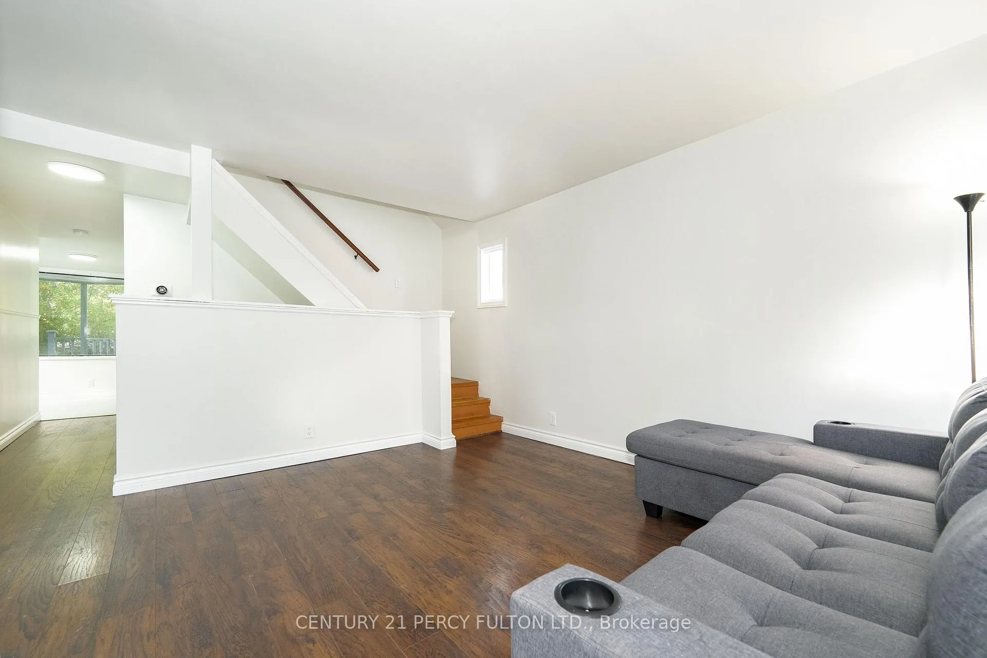 Photo 7 of 34 Mcdonald Avenue, Scarborough, Oakridge — HOMEH