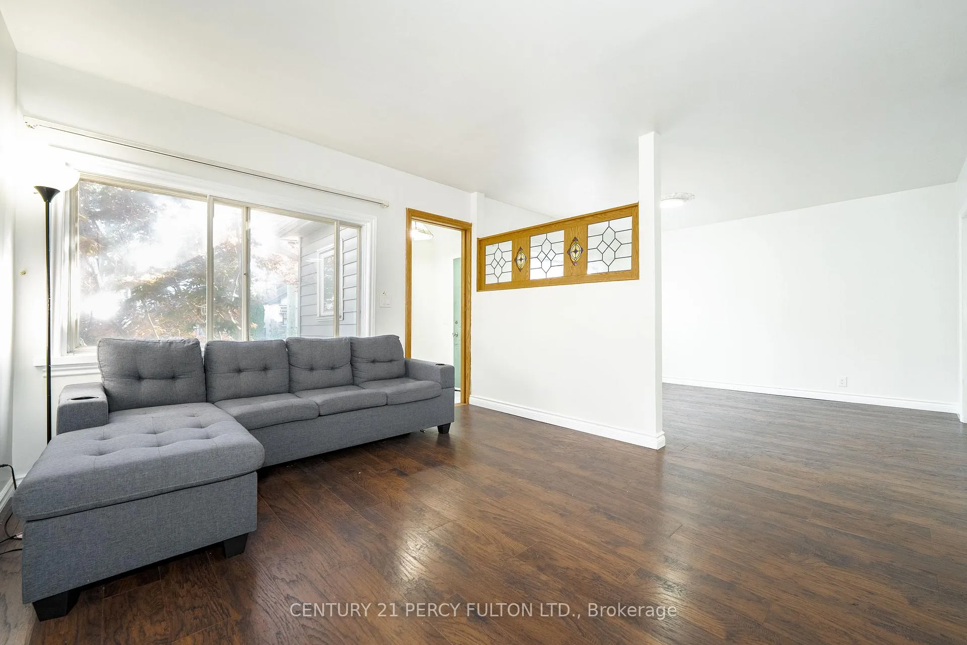 Photo 8 of 34 Mcdonald Avenue, Scarborough, Oakridge — HOMEH
