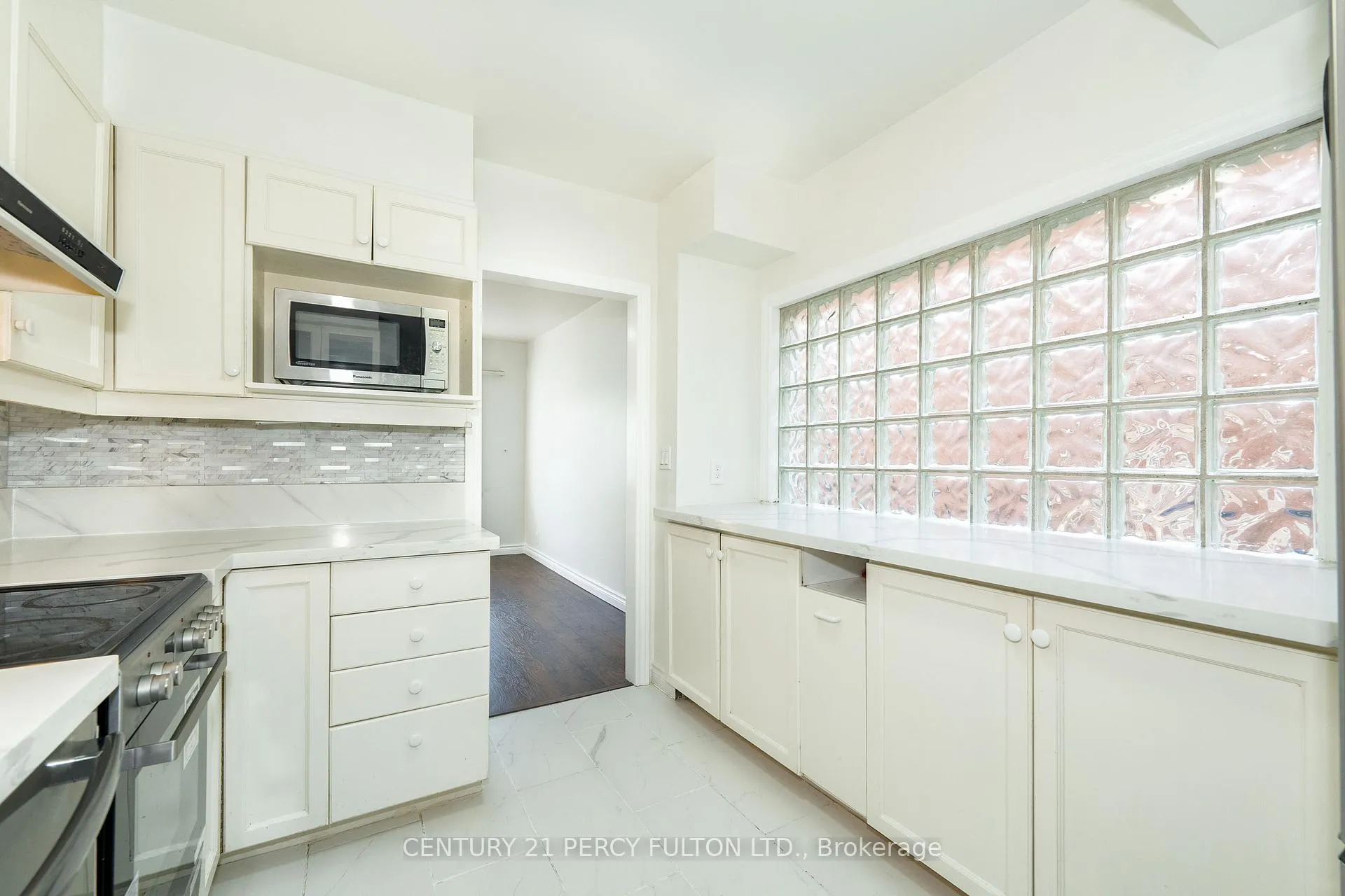 Photo 14 of 34 Mcdonald Avenue, Scarborough, Oakridge — HOMEH
