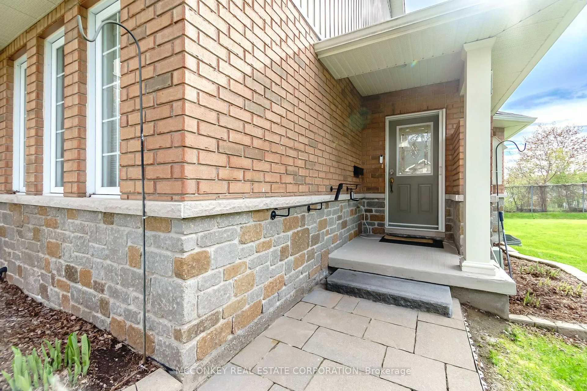 Photo 4 of 25 Village Crescent, Peterborough, Otonabee Ward 1 — HOMEH