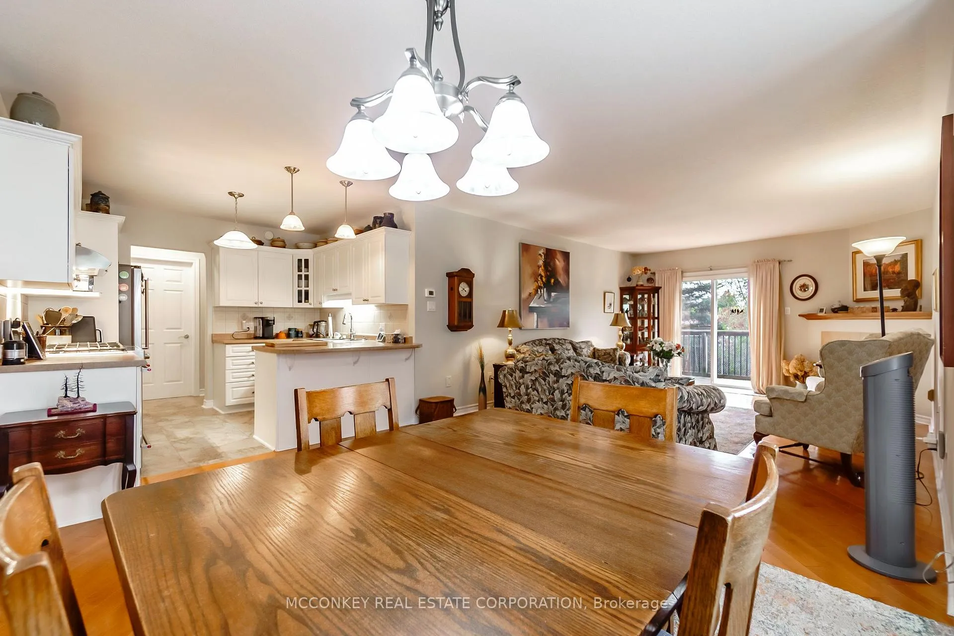 Photo 8 of 25 Village Crescent, Peterborough, Otonabee Ward 1 — HOMEH