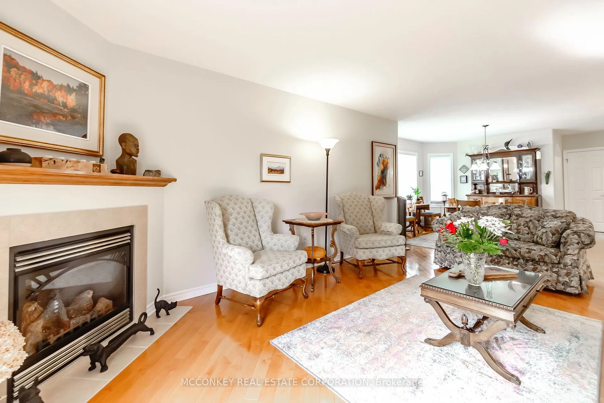 Photo 10 of 25 Village Crescent, Peterborough, Otonabee Ward 1 — HOMEH