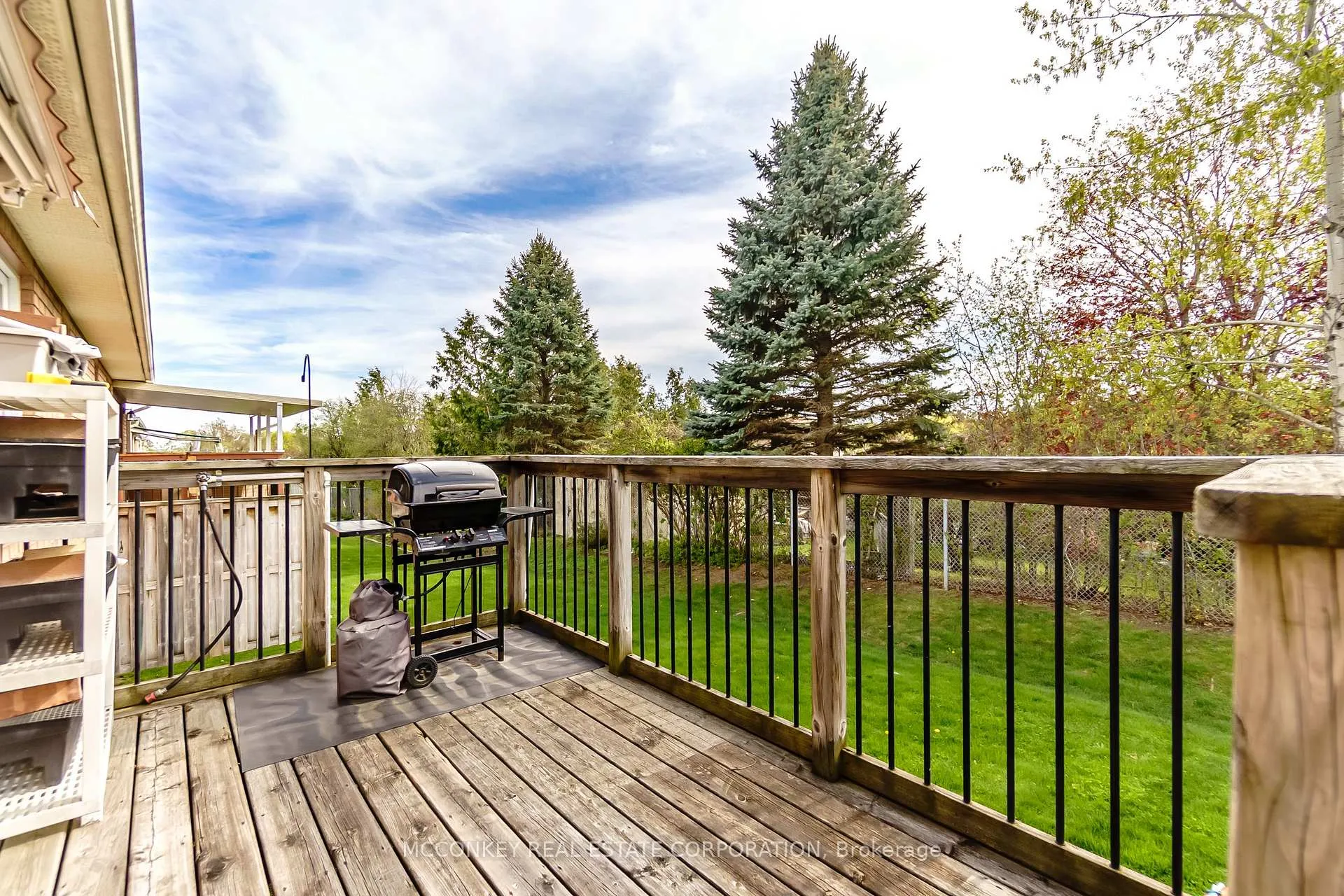 Photo 12 of 25 Village Crescent, Peterborough, Otonabee Ward 1 — HOMEH