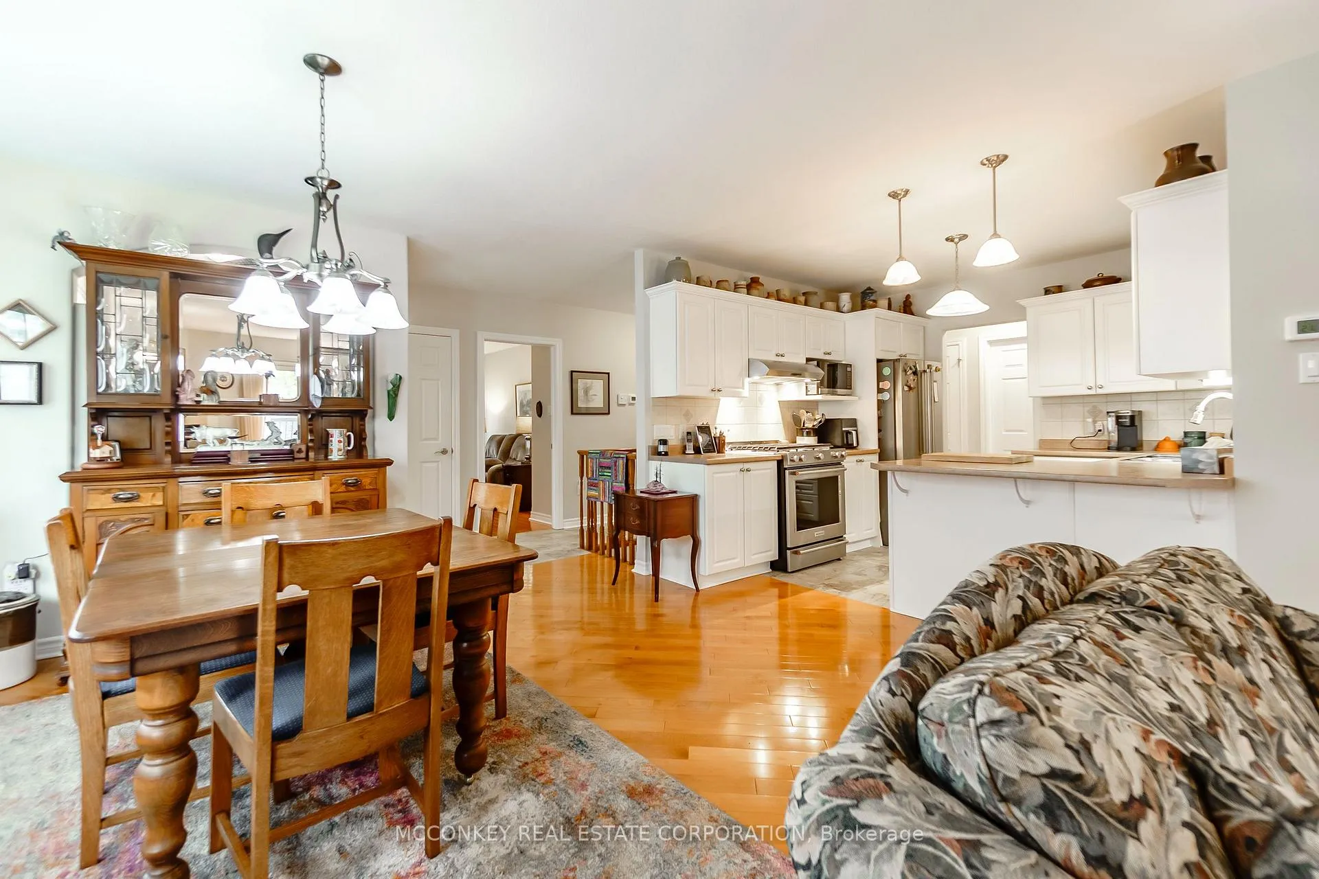 Photo 14 of 25 Village Crescent, Peterborough, Otonabee Ward 1 — HOMEH