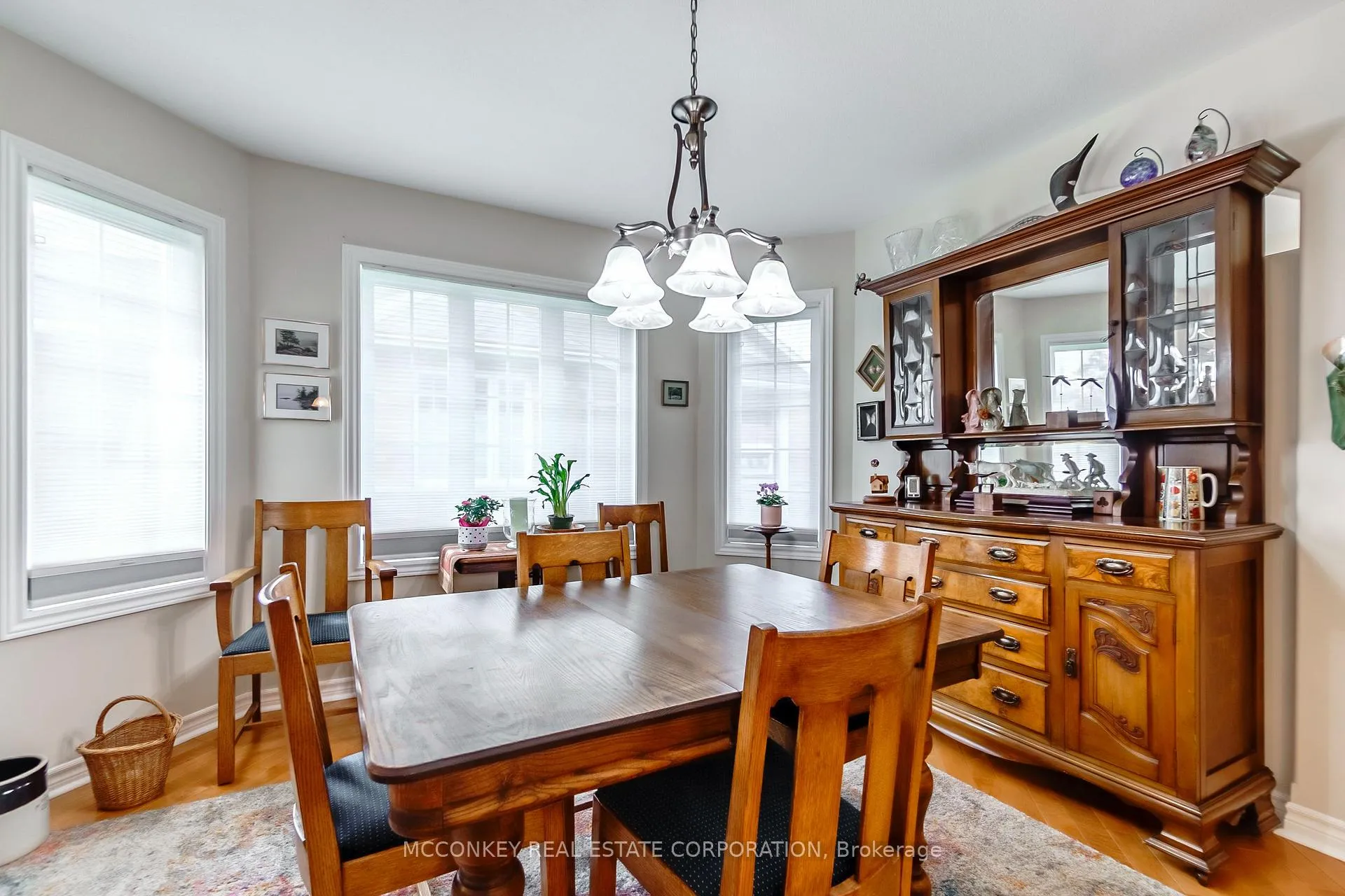Photo 15 of 25 Village Crescent, Peterborough, Otonabee Ward 1 — HOMEH