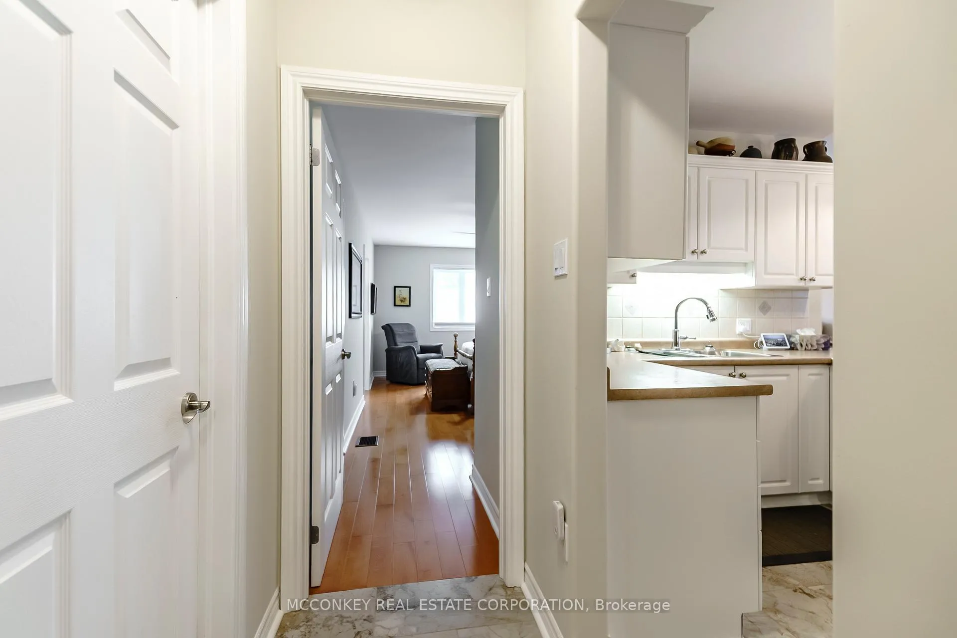 Photo 23 of 25 Village Crescent, Peterborough, Otonabee Ward 1 — HOMEH