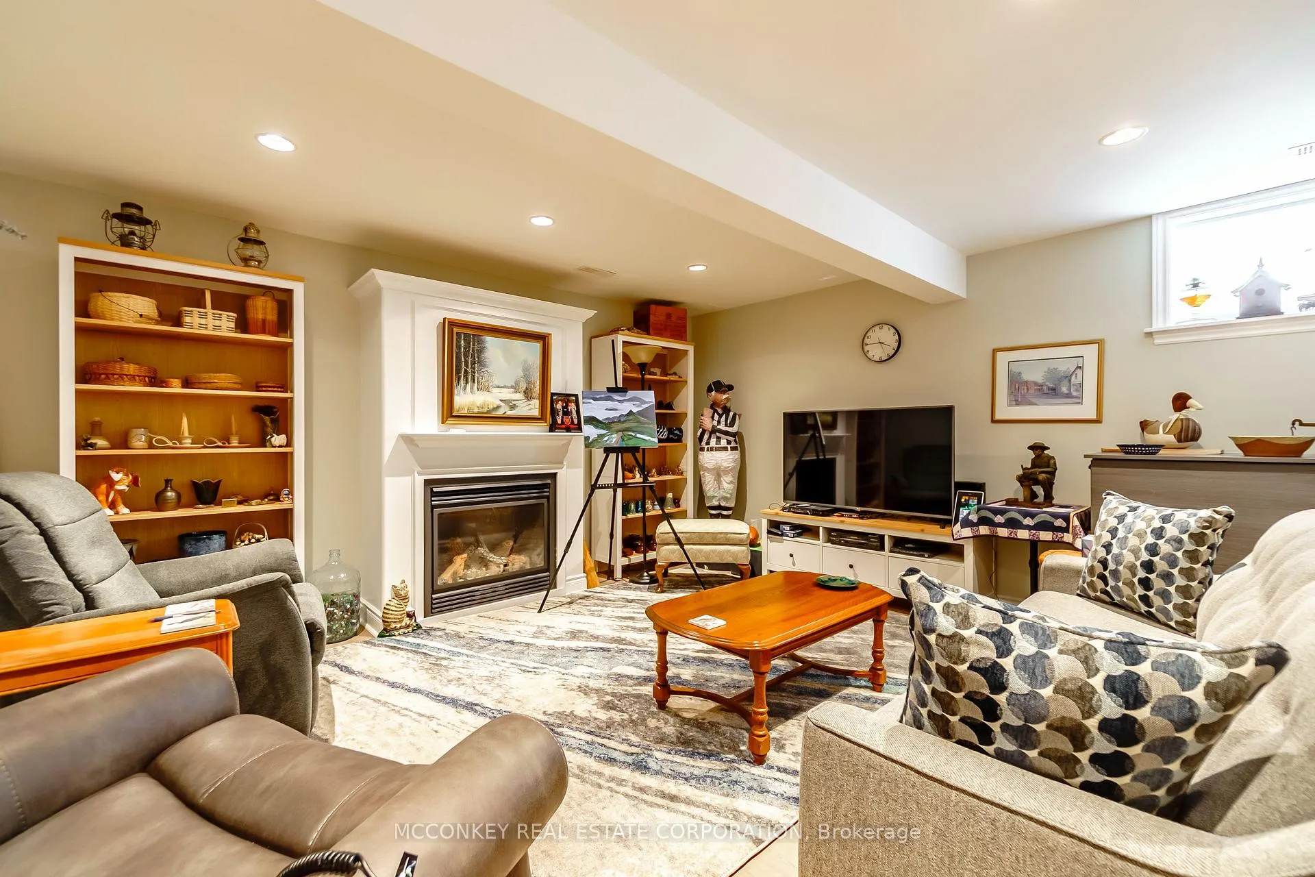 Photo 35 of 25 Village Crescent, Peterborough, Otonabee Ward 1 — HOMEH