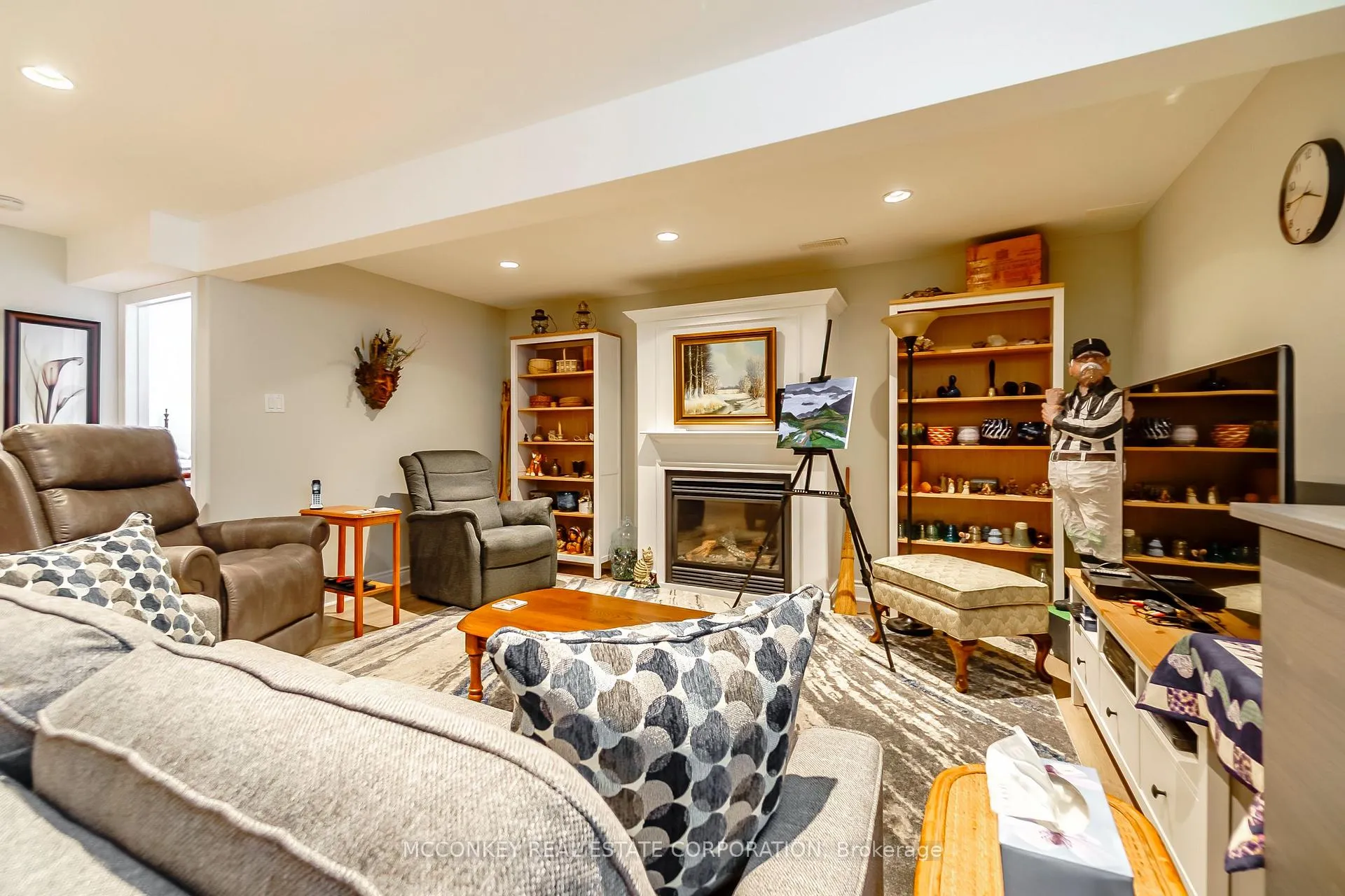 Photo 36 of 25 Village Crescent, Peterborough, Otonabee Ward 1 — HOMEH