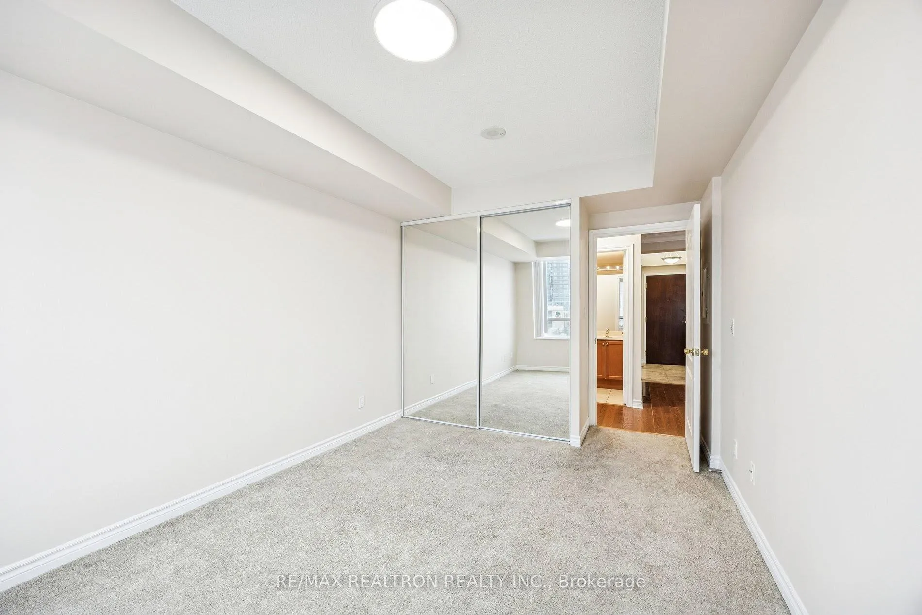 Photo 29 of Unit 302, 88 Promenade Circle, Vaughan, Brownridge — HOMEH