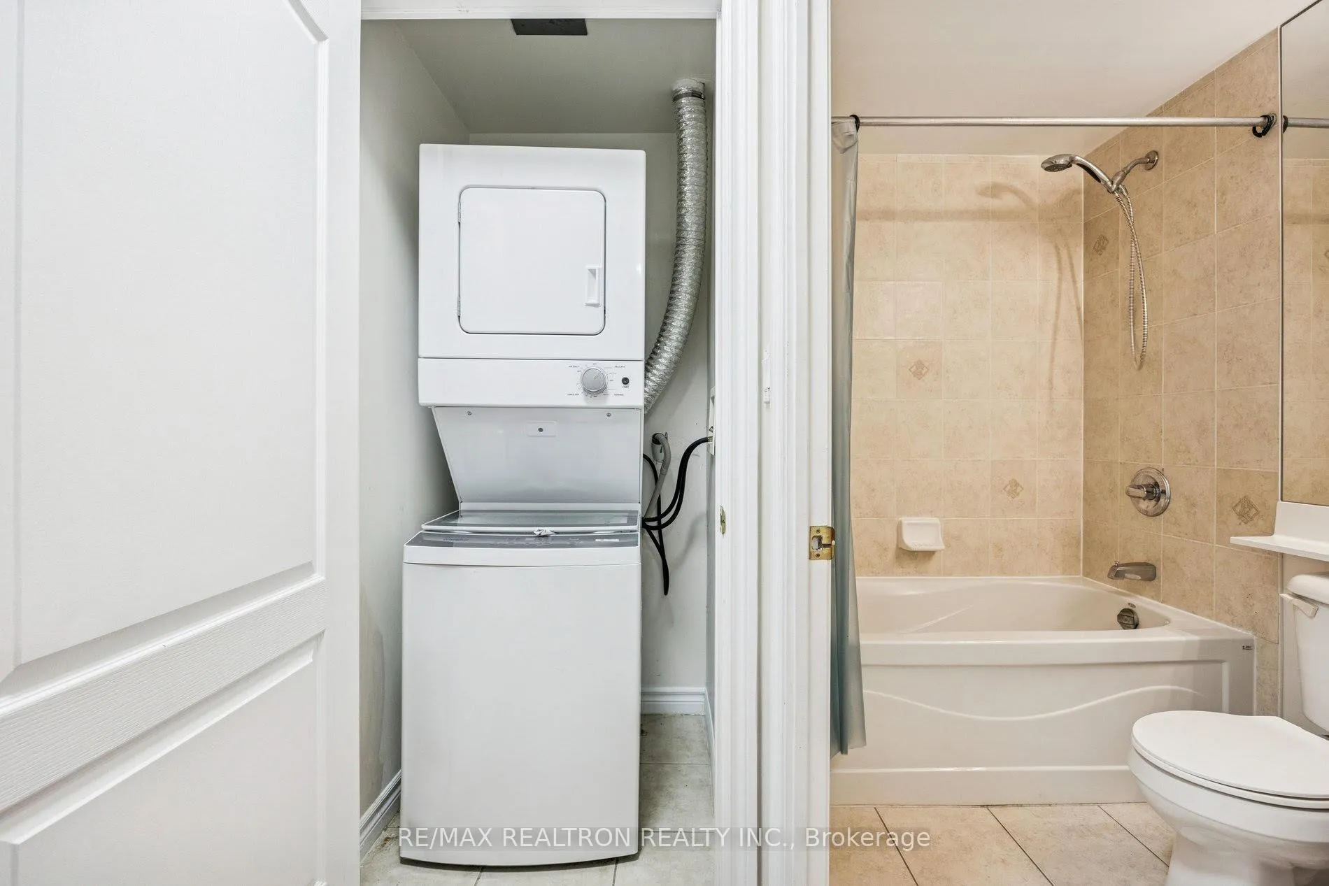 Photo 34 of Unit 302, 88 Promenade Circle, Vaughan, Brownridge — HOMEH