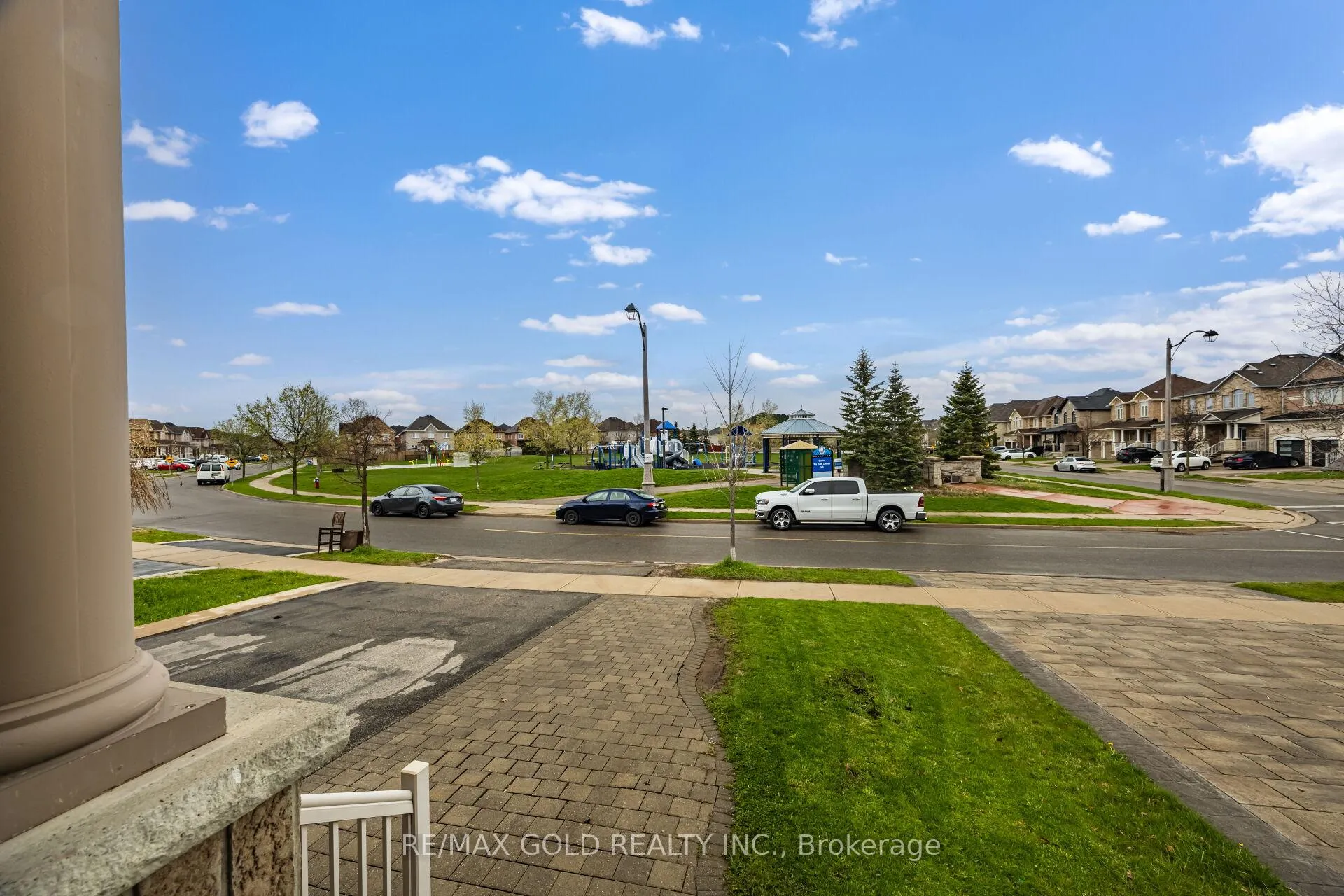 Photo 41 of 64 Strathdale Road, Brampton, Bram East — HOMEH