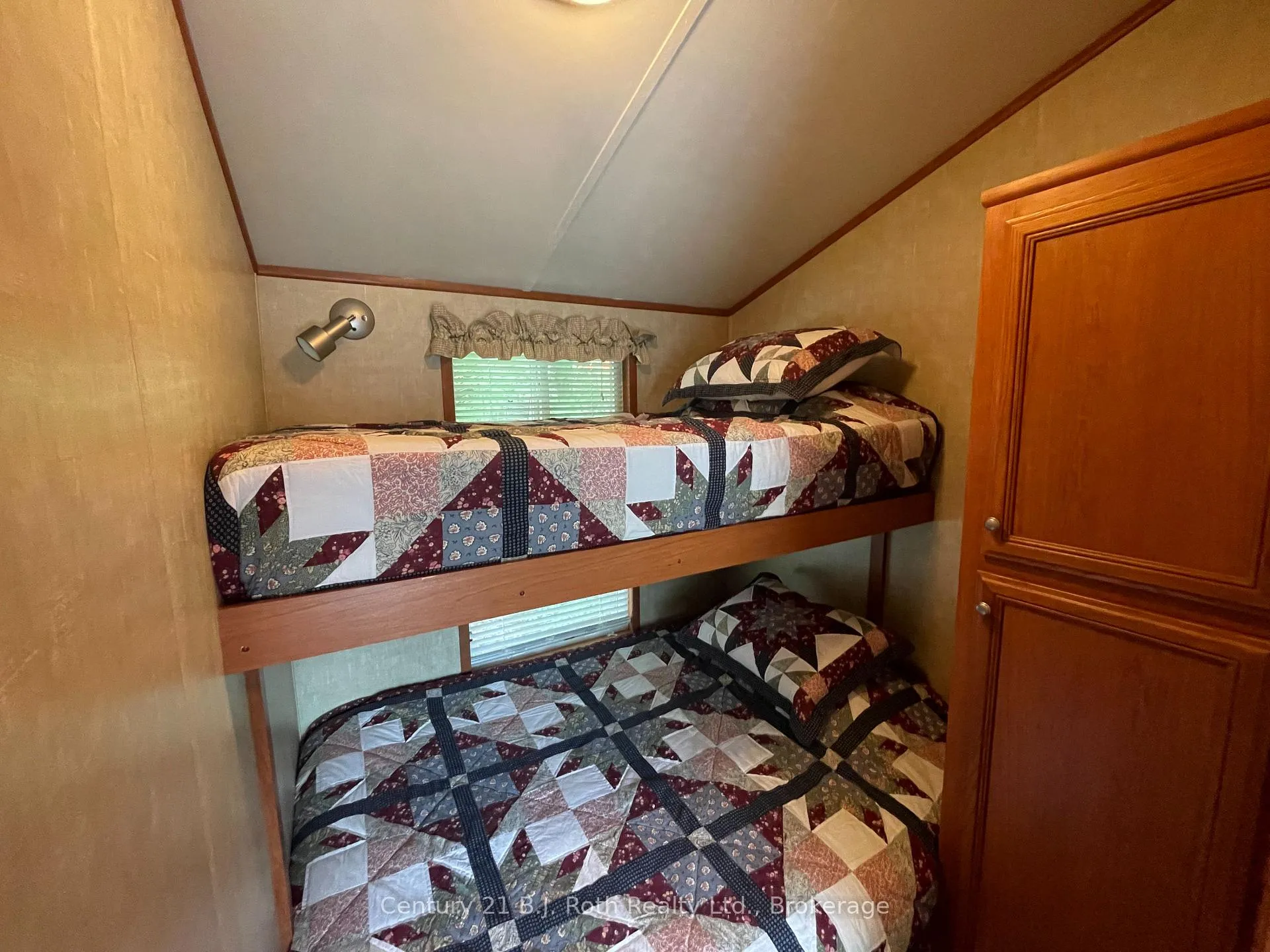 Photo 20 of Unit 3 Morrison Creek, 1336 South Morrison Lake Road, Gravenhurst, Wood (Gravenhurst) — HOMEH