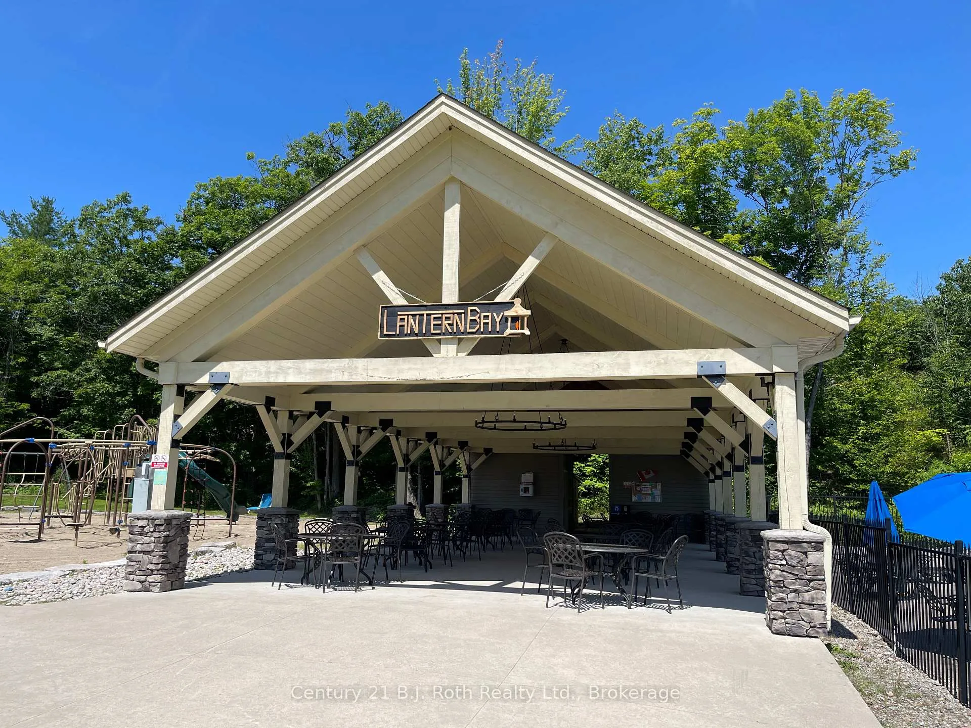Photo 36 of Unit 3 Morrison Creek, 1336 South Morrison Lake Road, Gravenhurst, Wood (Gravenhurst) — HOMEH