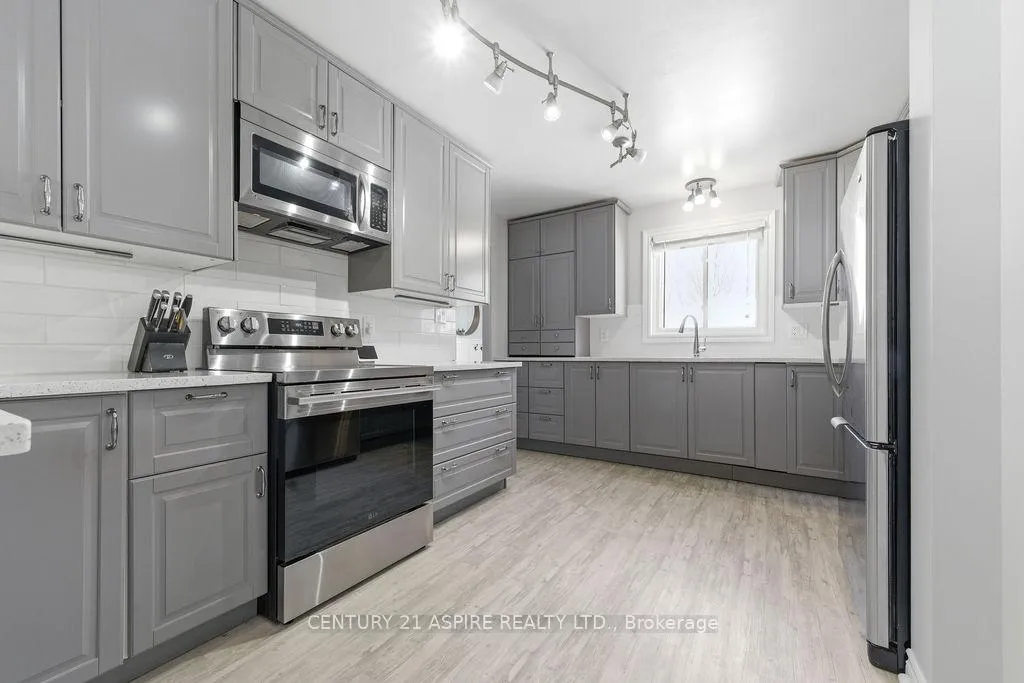 Photo 10 of 21 Heritage Drive, Petawawa — HOMEH