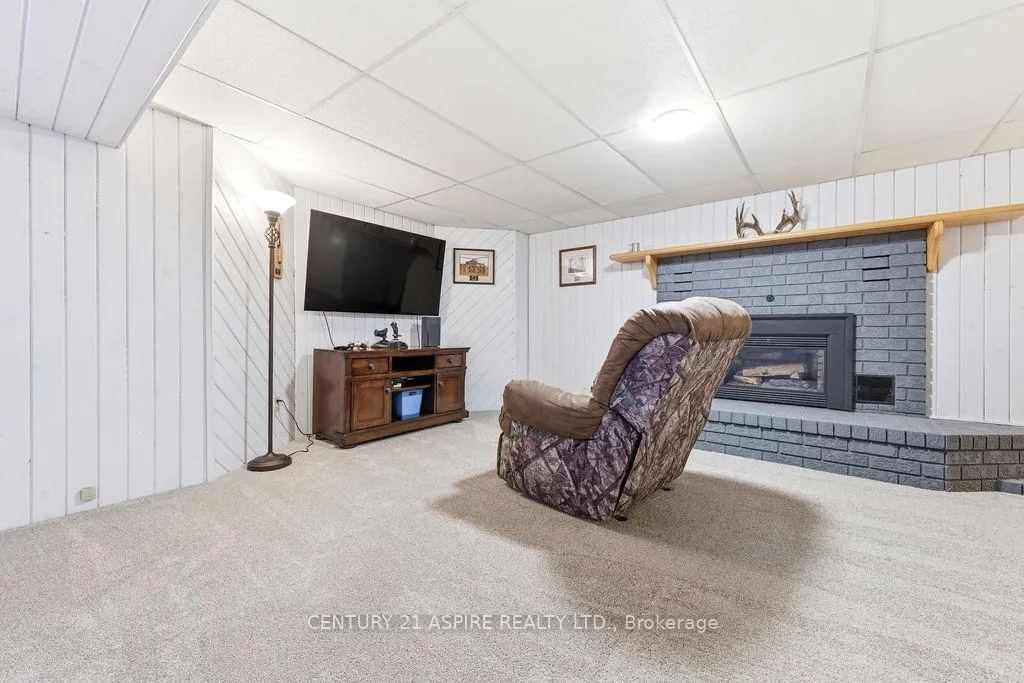 Photo 33 of 21 Heritage Drive, Petawawa — HOMEH