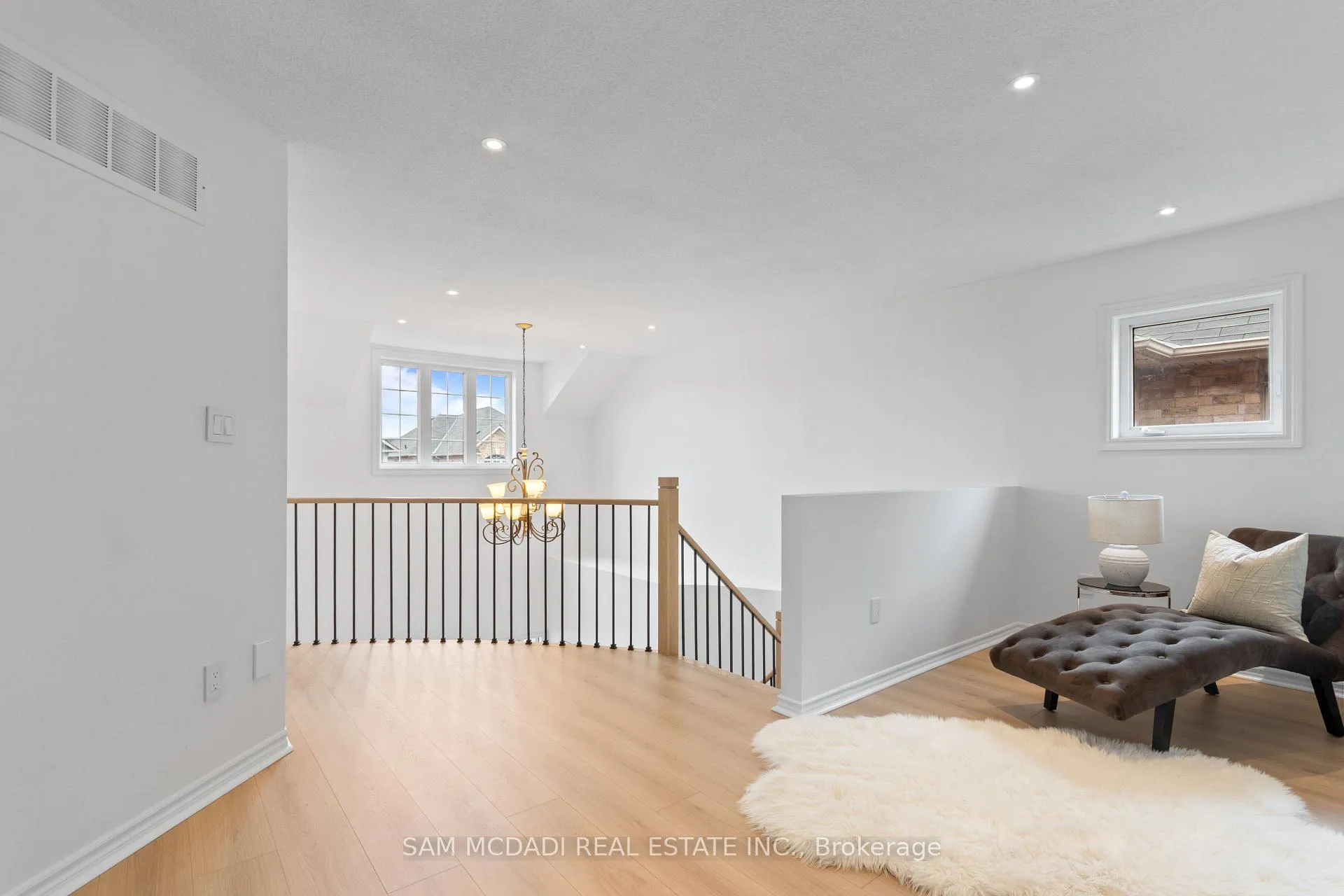 Photo 26 of 20 Iverson Drive, Brampton, Credit Valley — HOMEH
