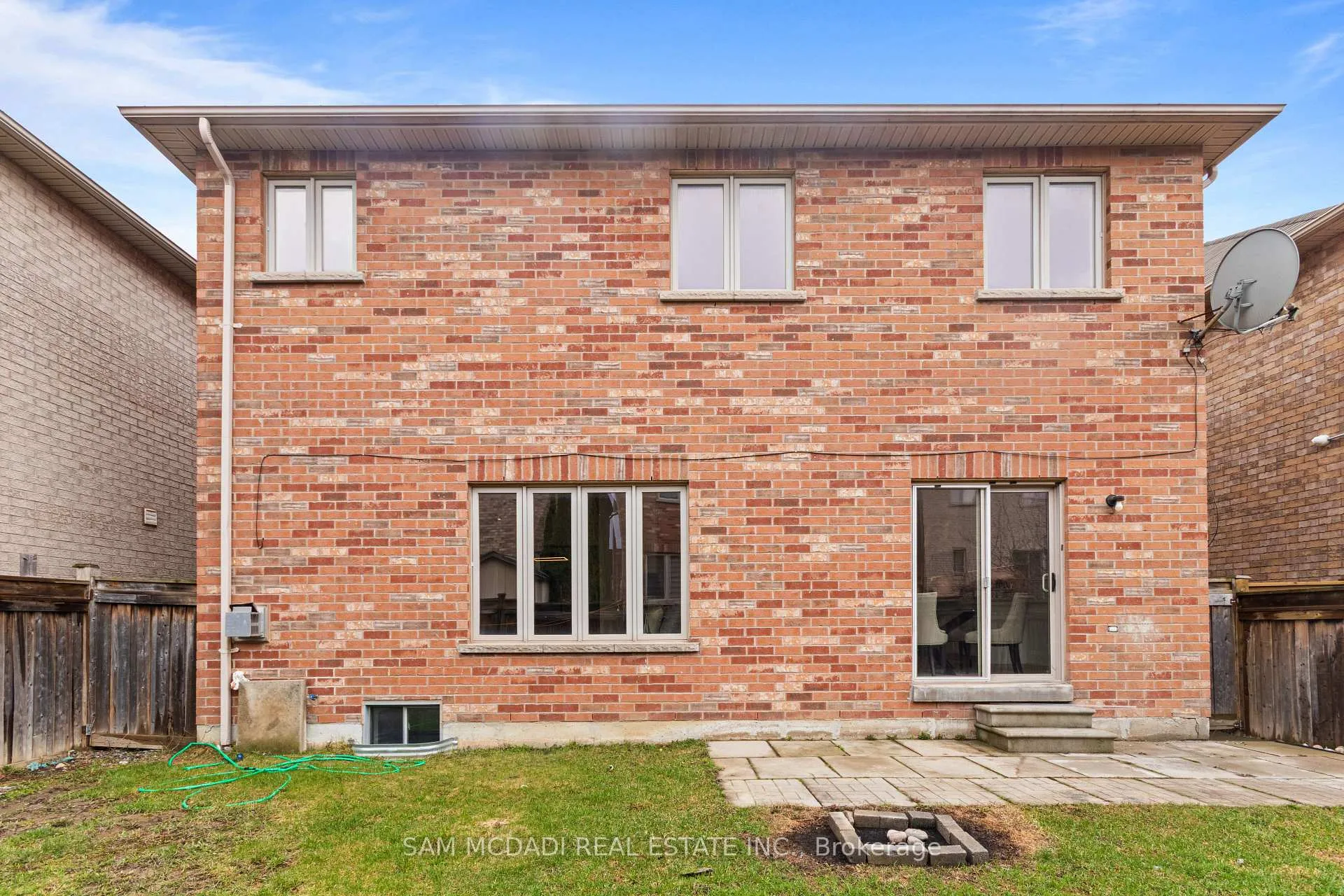 Photo 43 of 20 Iverson Drive, Brampton, Credit Valley — HOMEH
