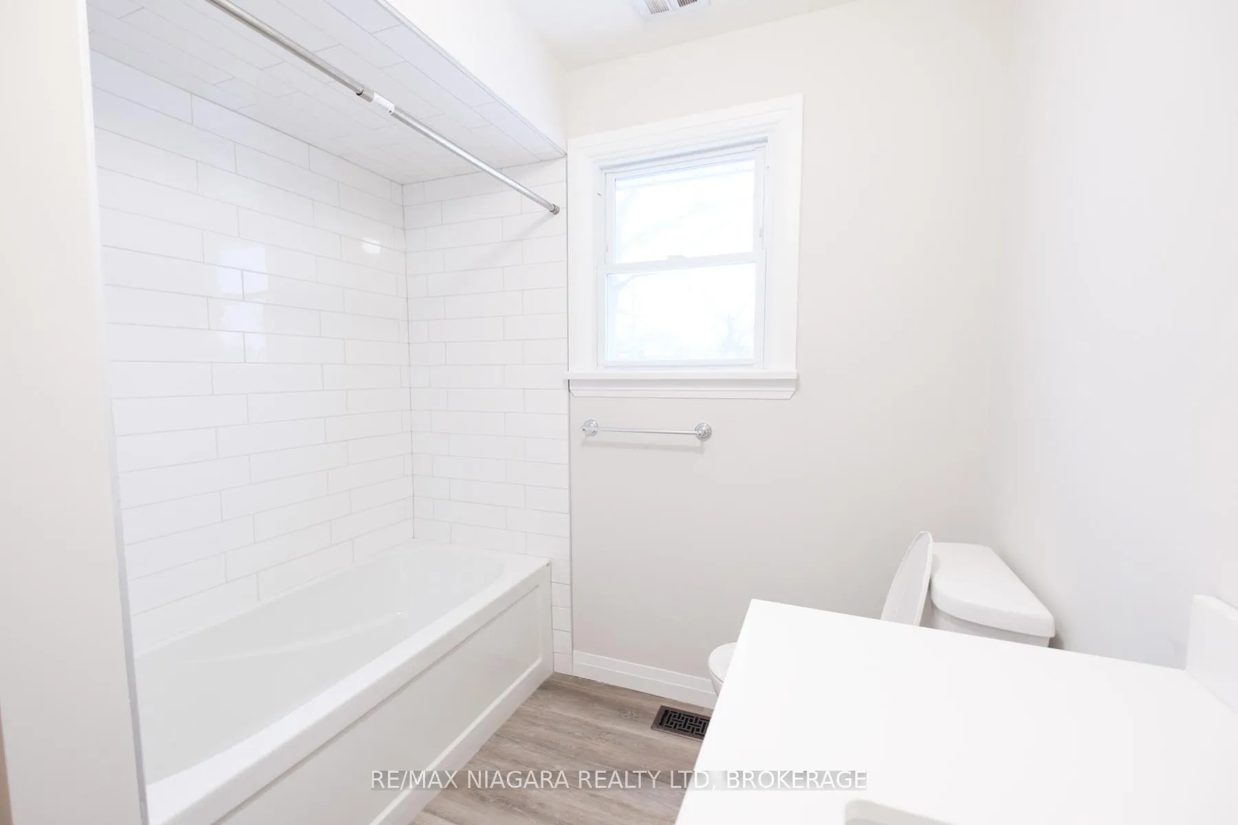 Photo 14 of 91 Maitland Street, Thorold, Thorold Downtown — HOMEH