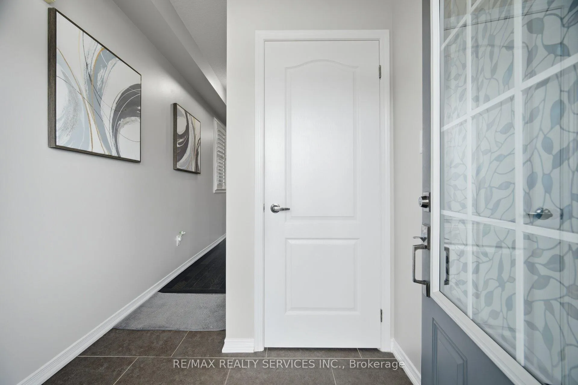 Photo 8 of 25 Baffin Crescent, Brampton, Northwest Brampton — HOMEH