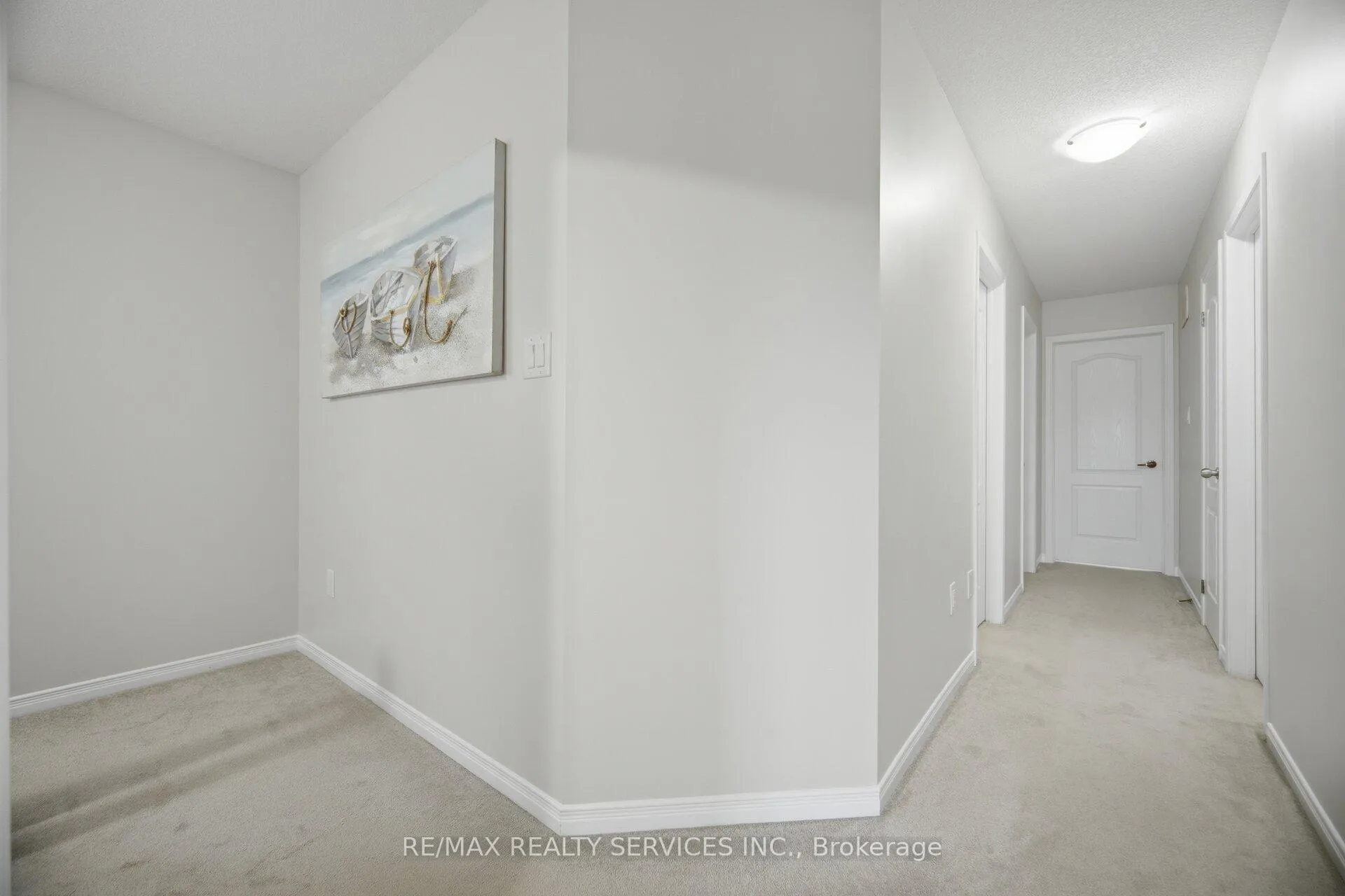Photo 17 of 25 Baffin Crescent, Brampton, Northwest Brampton — HOMEH