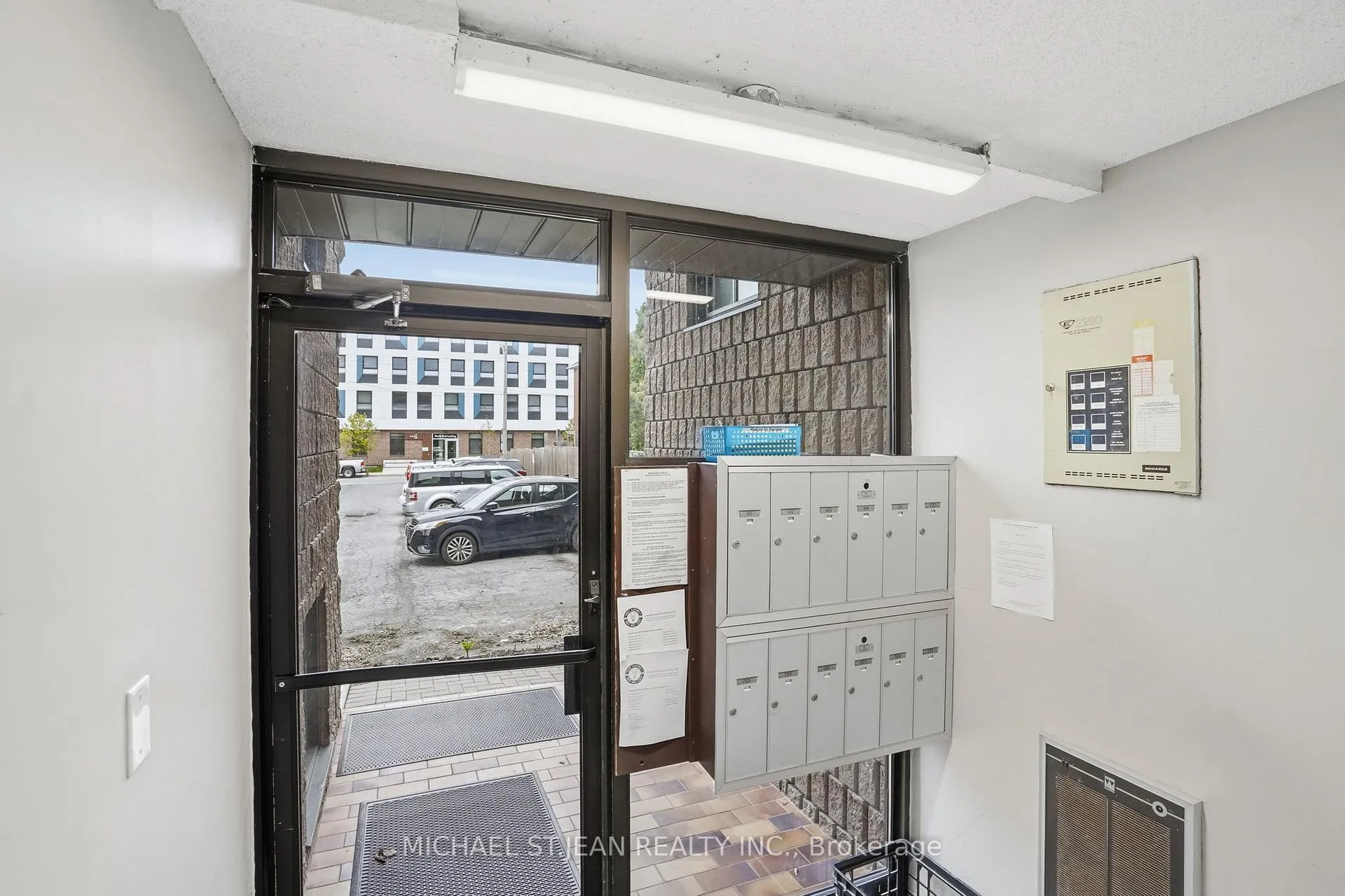 Photo 4 of Unit 104, 482 James Street N, Hamilton, North End — HOMEH