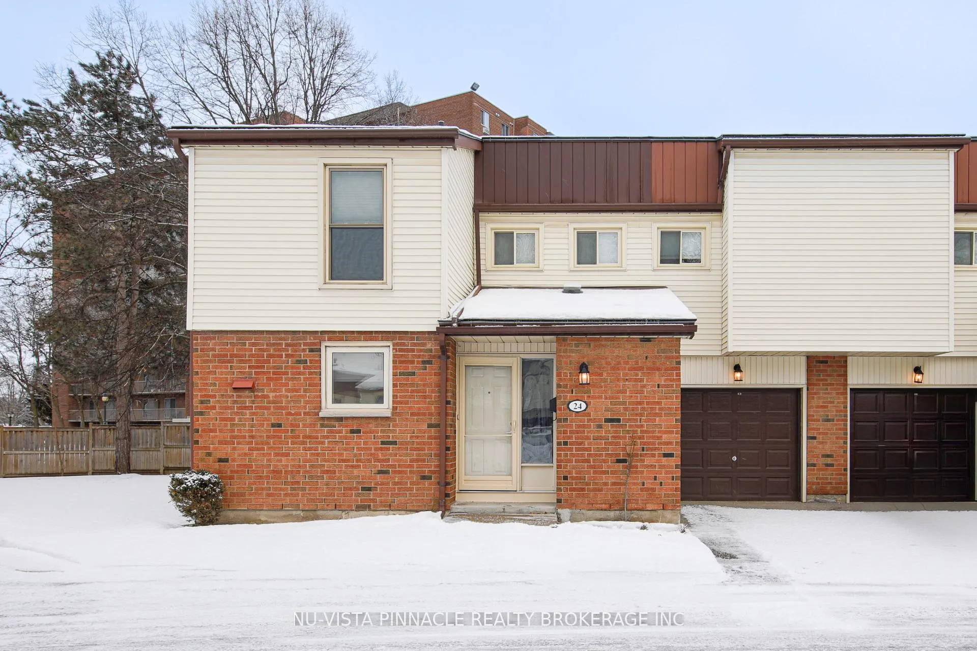 Front of Unit 24, 770 Fanshawe Park Road